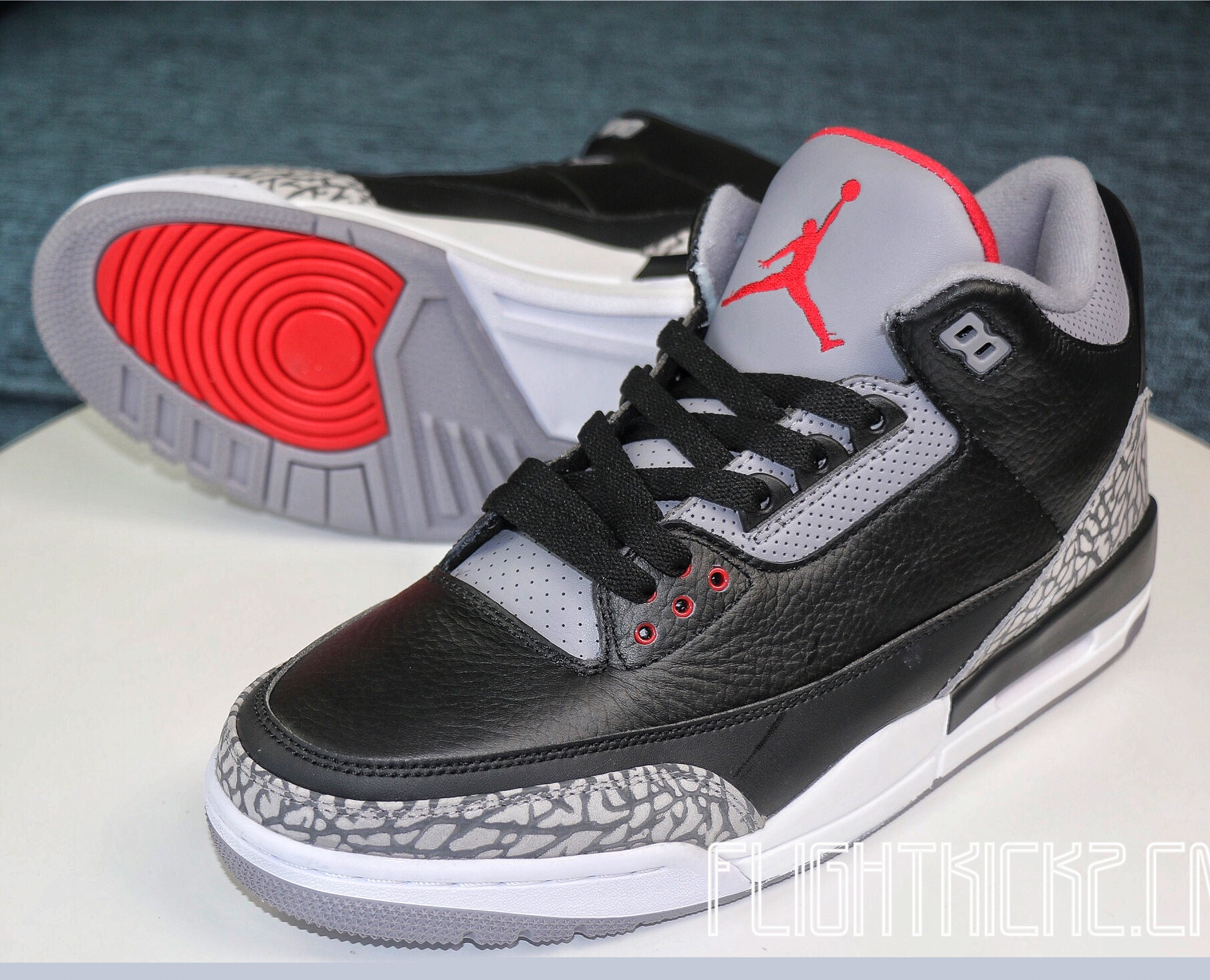 Air Jordan 3 OG Black Cement 2018