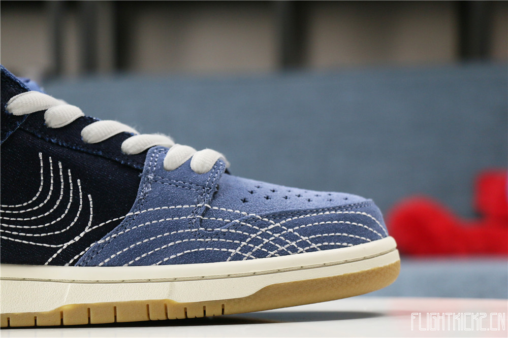 Nike SB Dunk Low PRM “Denim Gum”