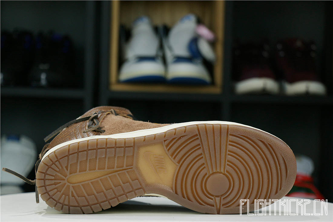 Nike Dunk High Bodega Legend Fauna Brown