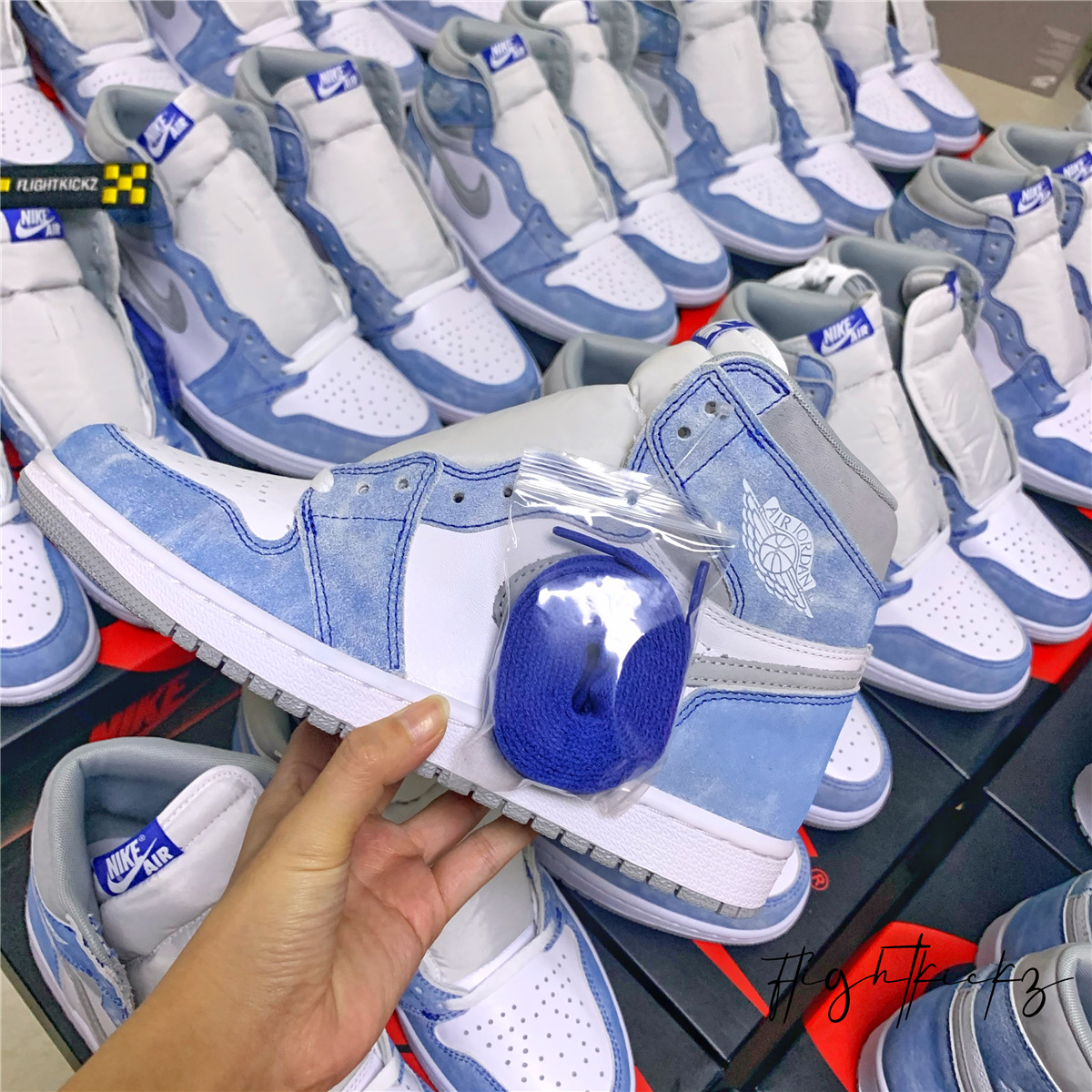 Jordan 1 Retro High OG Hyper Royal 2021(LN5 A1)