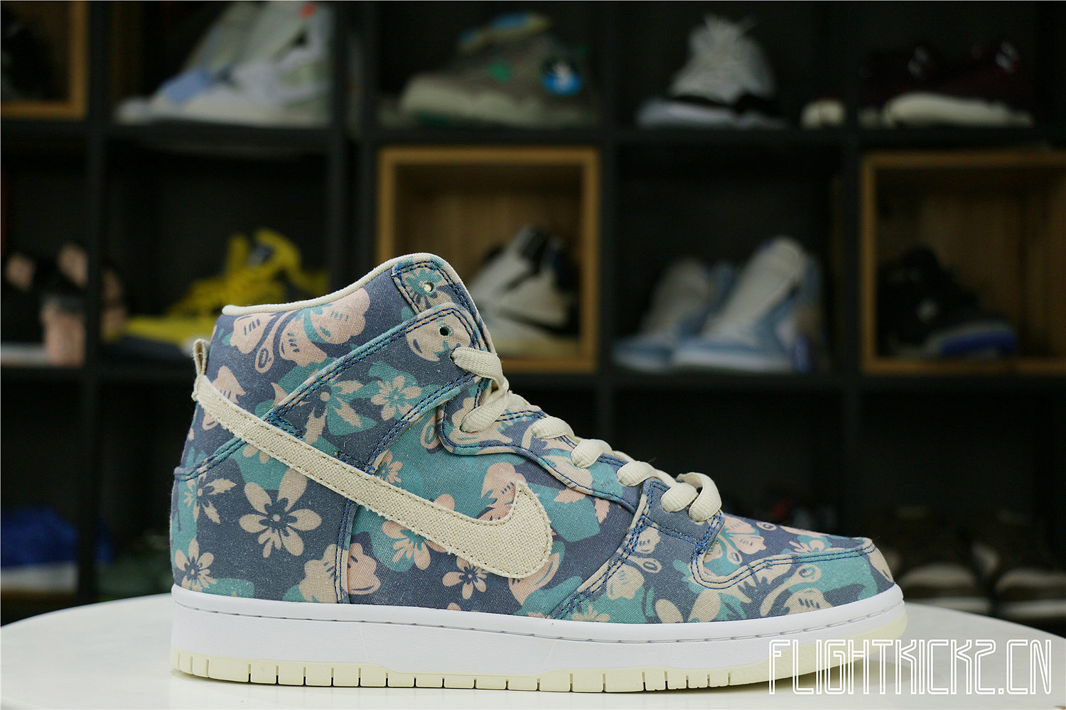 Nike SB Dunk High Hawaii
