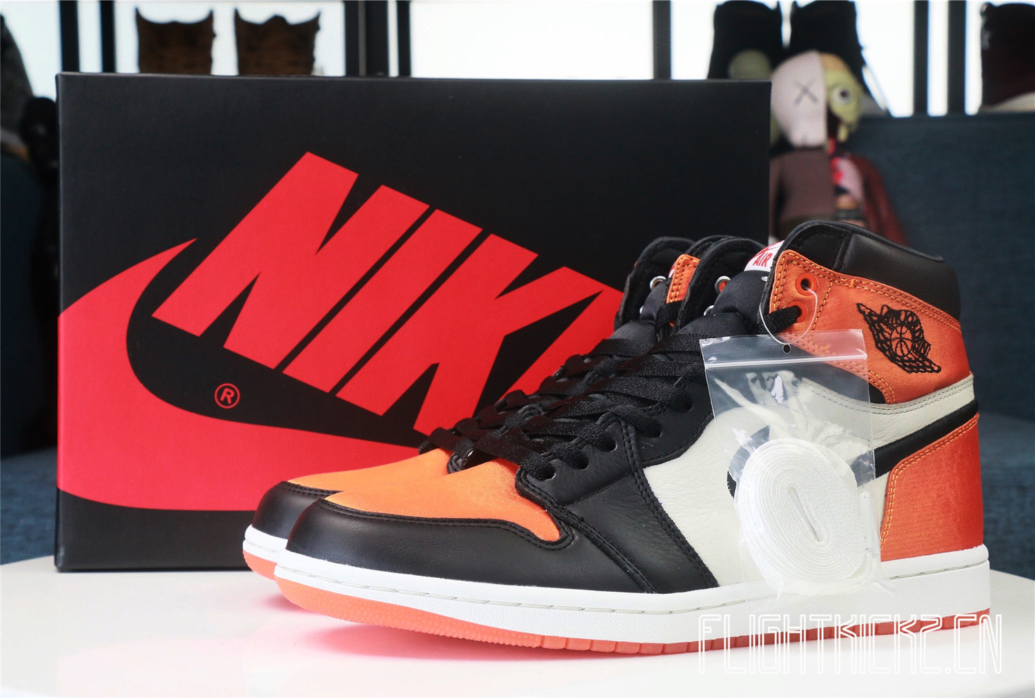 Air Jordan 1 Satin Shattered Backboard 2018