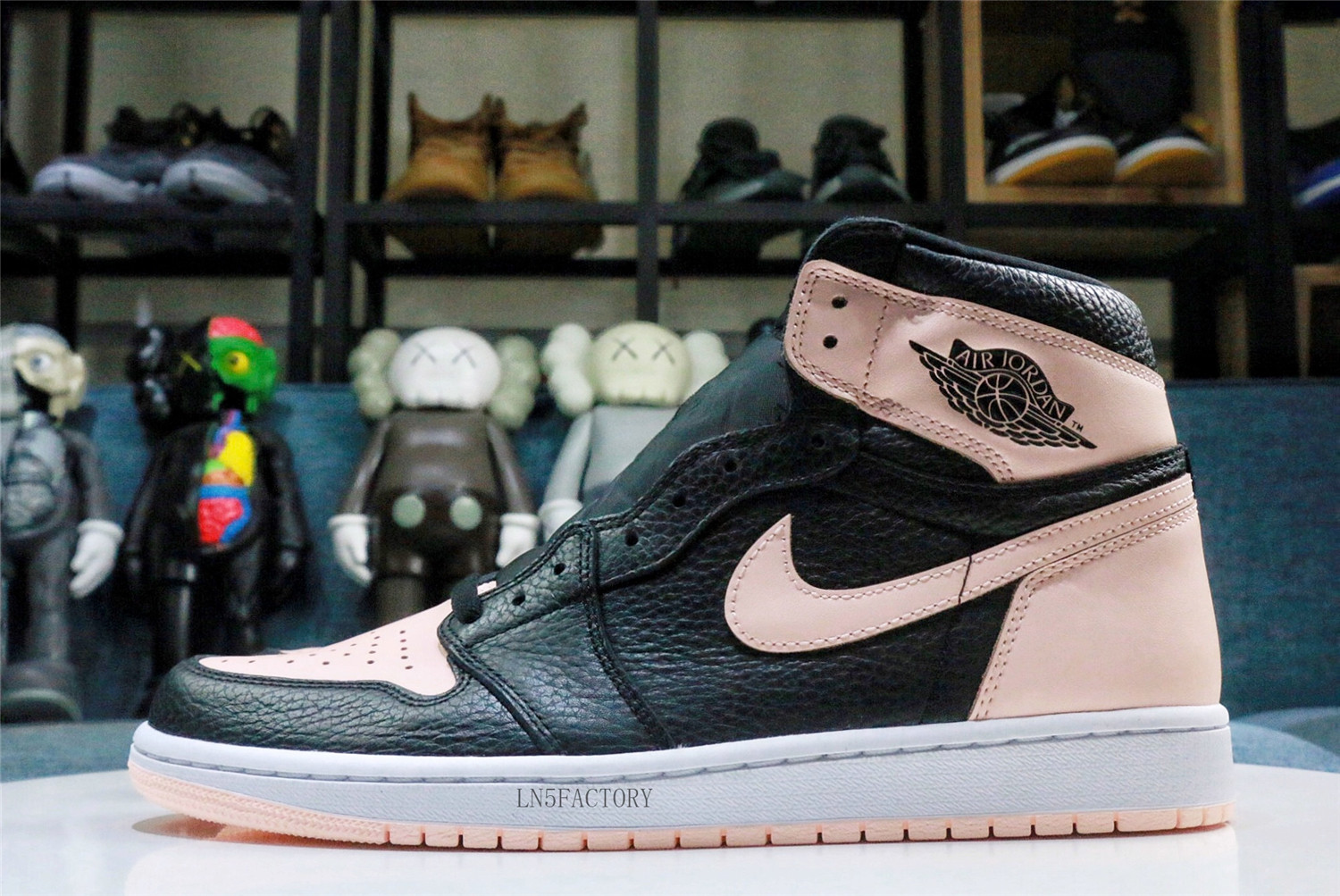 Jordan 1 Retro High Black Crimson Tint
