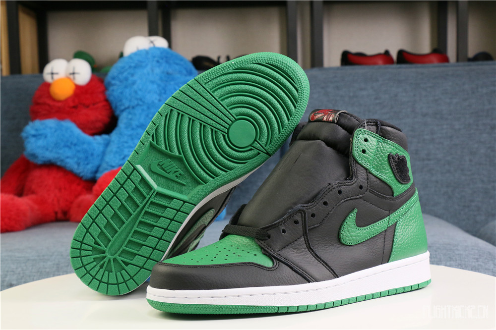 Air Jordan 1 Retro Pine Green 2.0 2020
