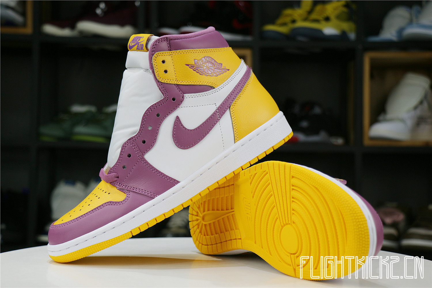 Air Jordan 1 Retro High OG Brotherhood