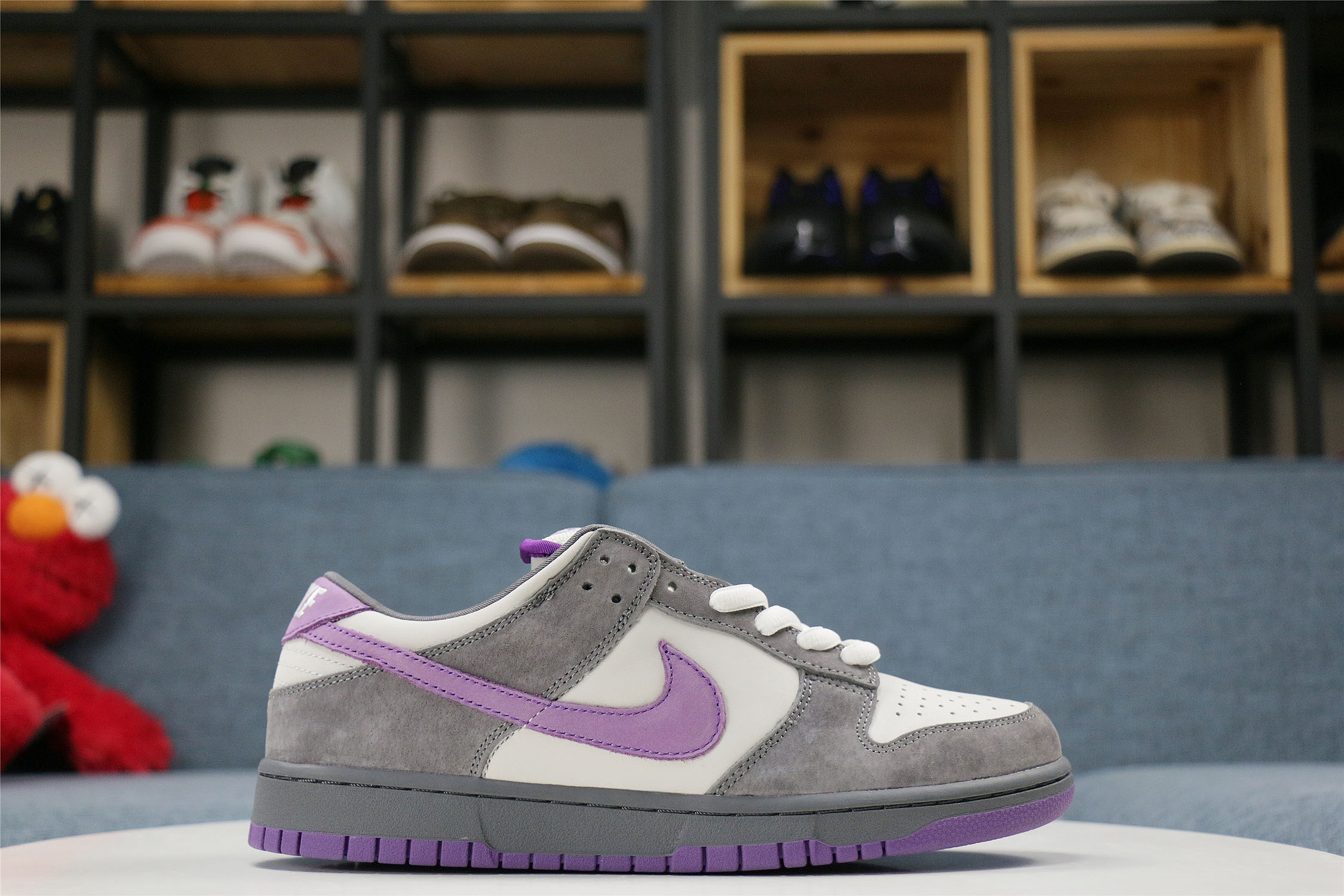 Nike Dunk SB Low Purple Pigeon