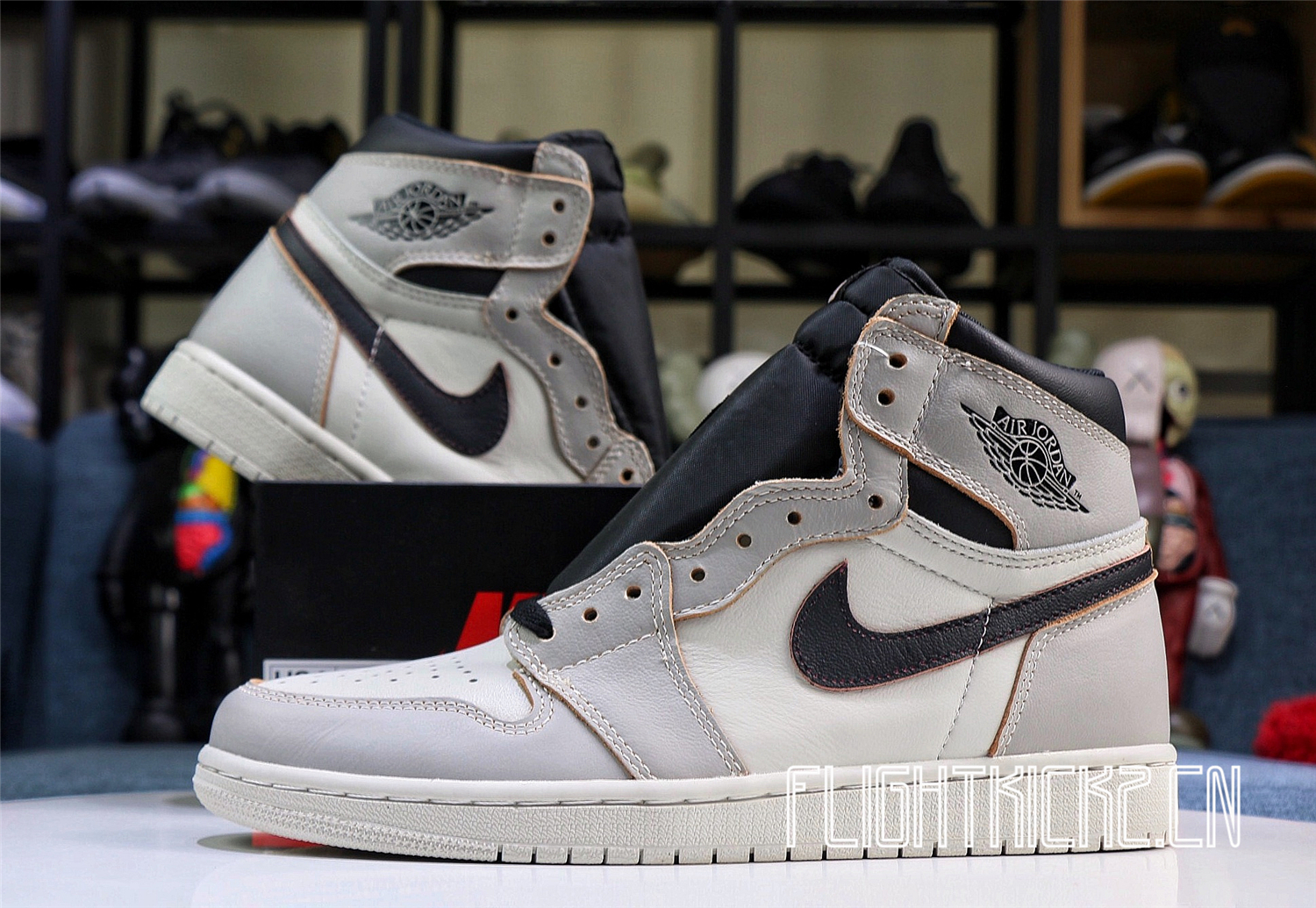 Jordan 1 Retro High OG Defiant SB NYC to Paris