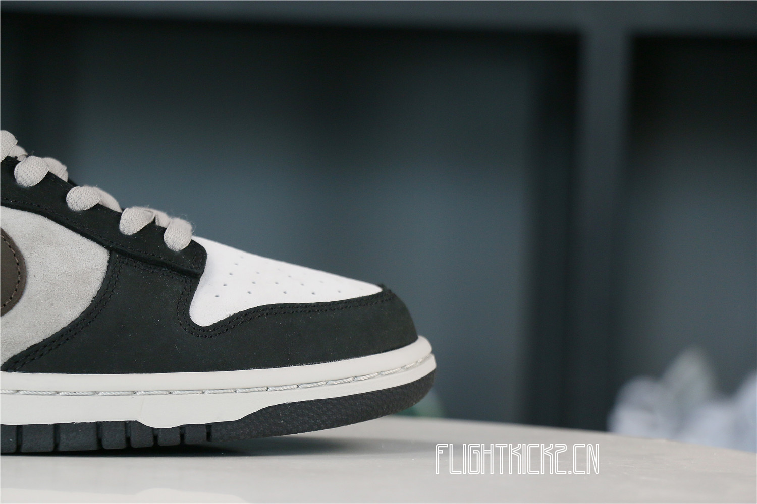 Otomo Katsuhiro x Nike SB Dunk Low Steamboy OST Grey Brown Mocha