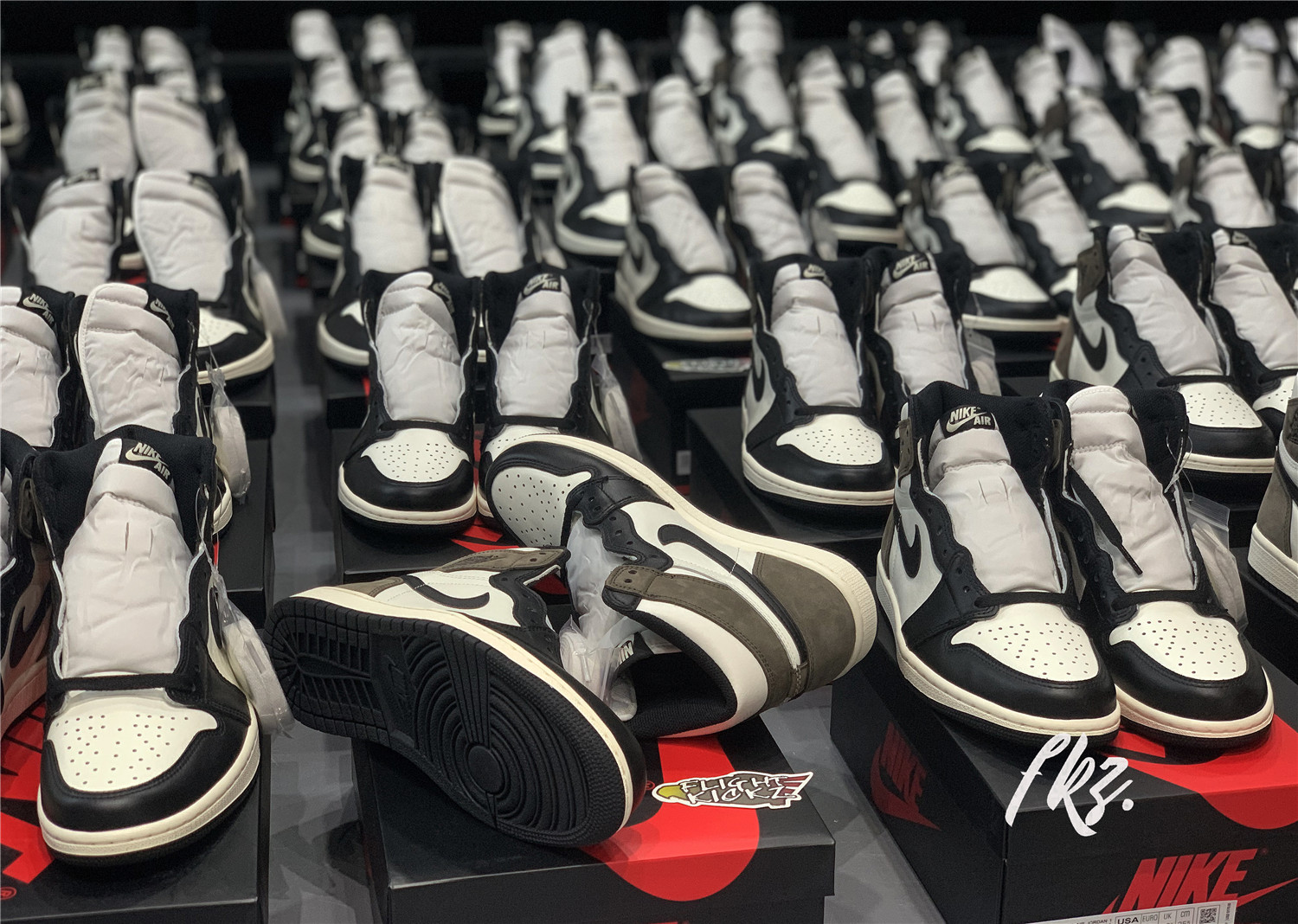 Jordan 1 Retro High Dark Mocha 2020 (LN5 A1 Batch)