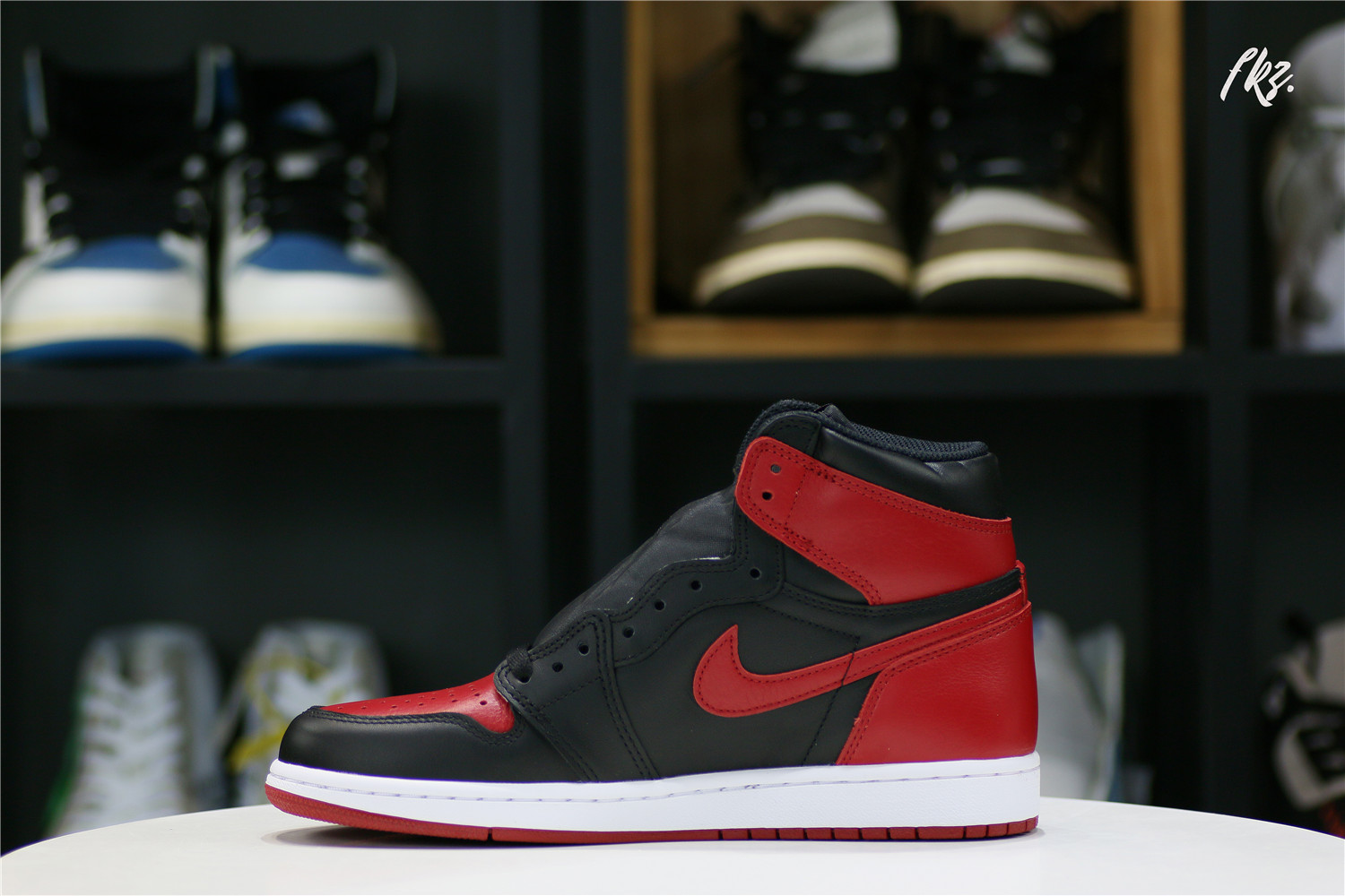 Air Jordan 1 Retro High Banned (GS)