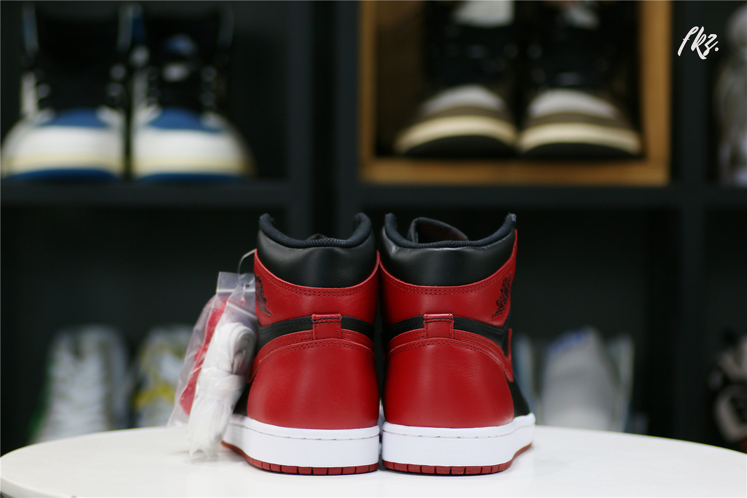 Air Jordan 1 Retro High Banned (GS)