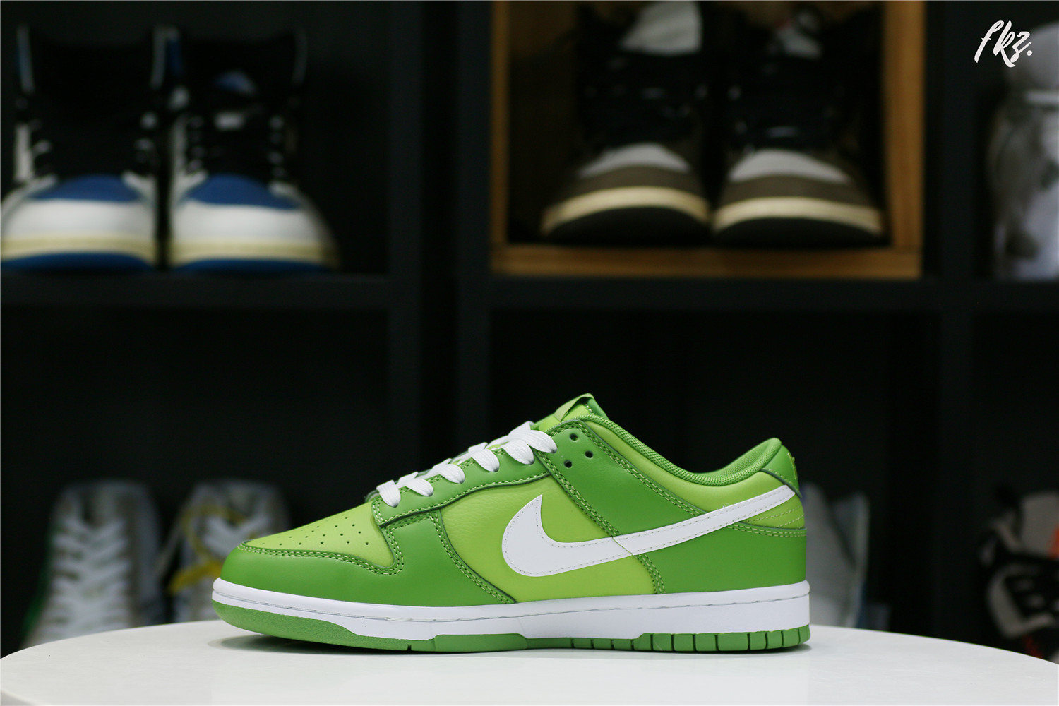 DUNK LOW ‘CHLOROPHYLL’