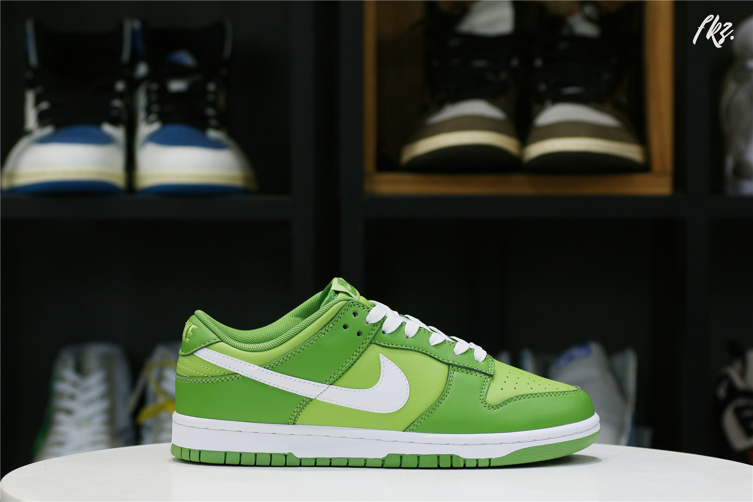 DUNK LOW ‘CHLOROPHYLL’