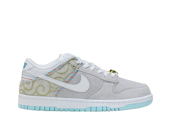 Nike Dunk Low SE Barber Shop Grey