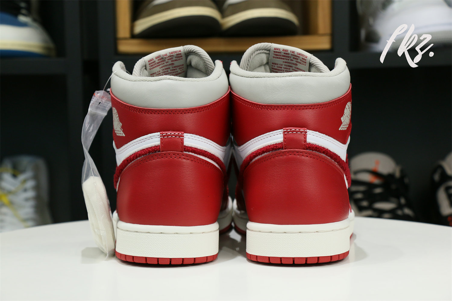 Air Jordan 1 Low OG Starfish Newstalgia Chenille 2022