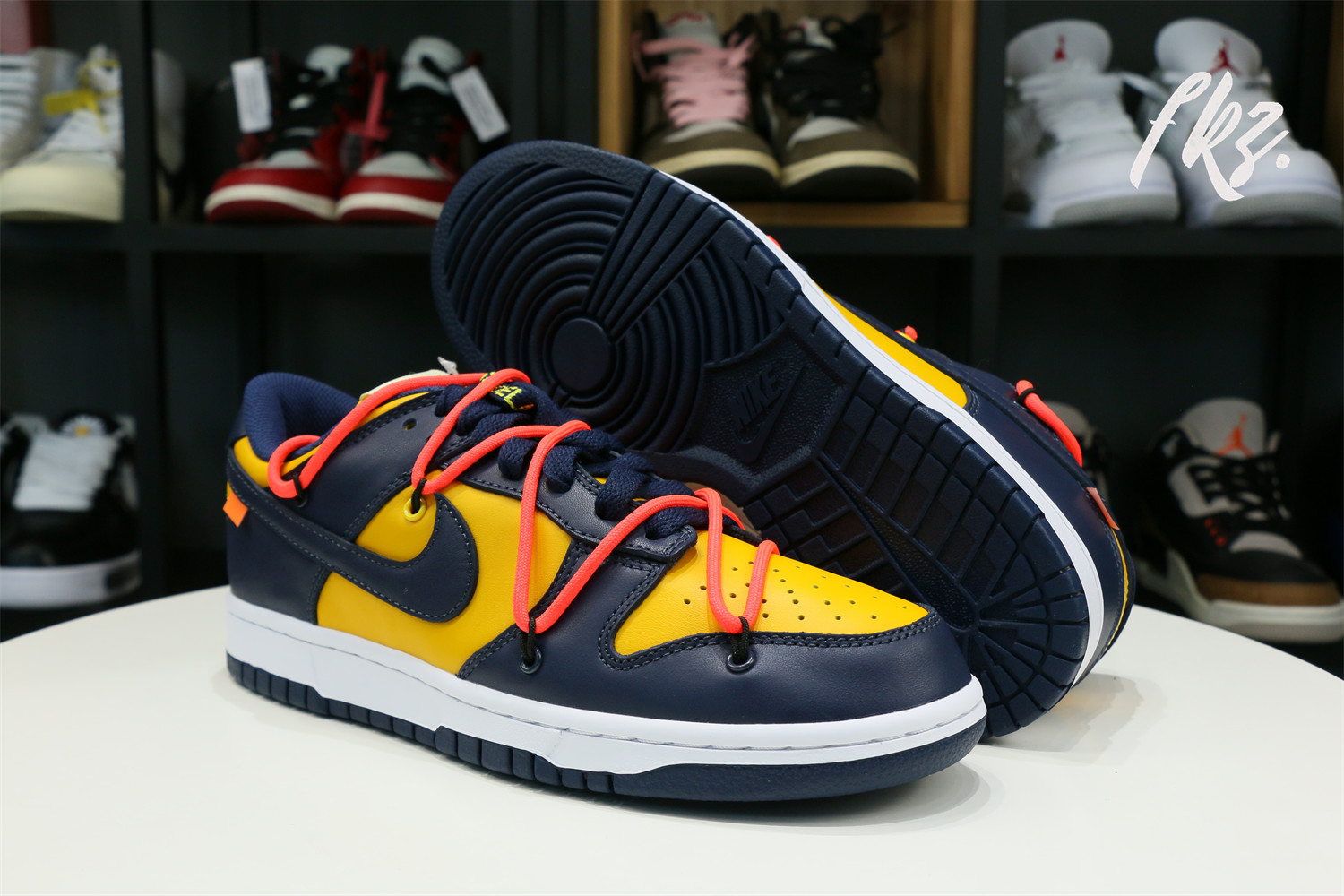 Off-White x Nike Dunk Low “Michigan” 2019(LN5 A1 Batch)