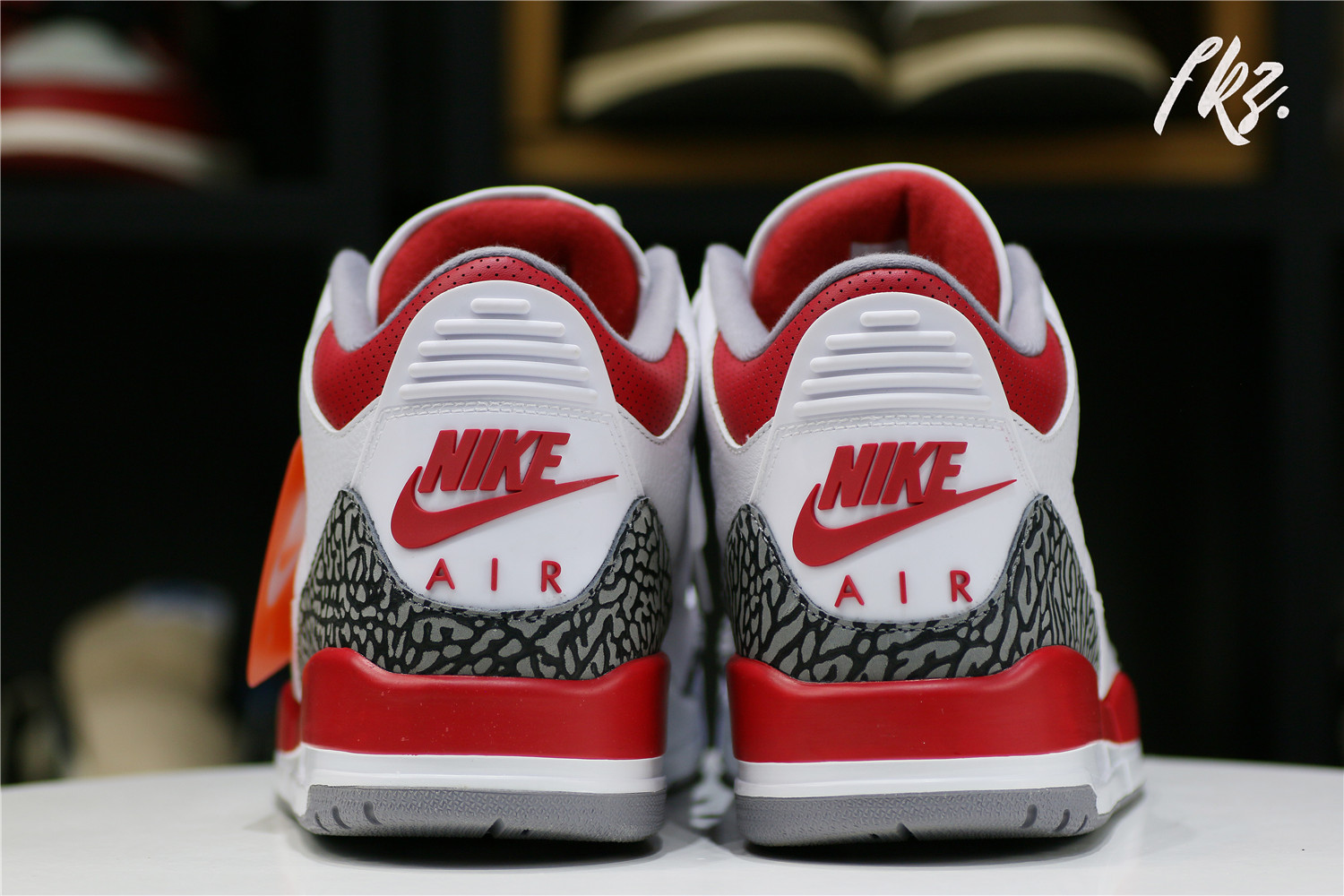 AIR JORDAN 3 RETRO ‘FIRE RED’ 2022