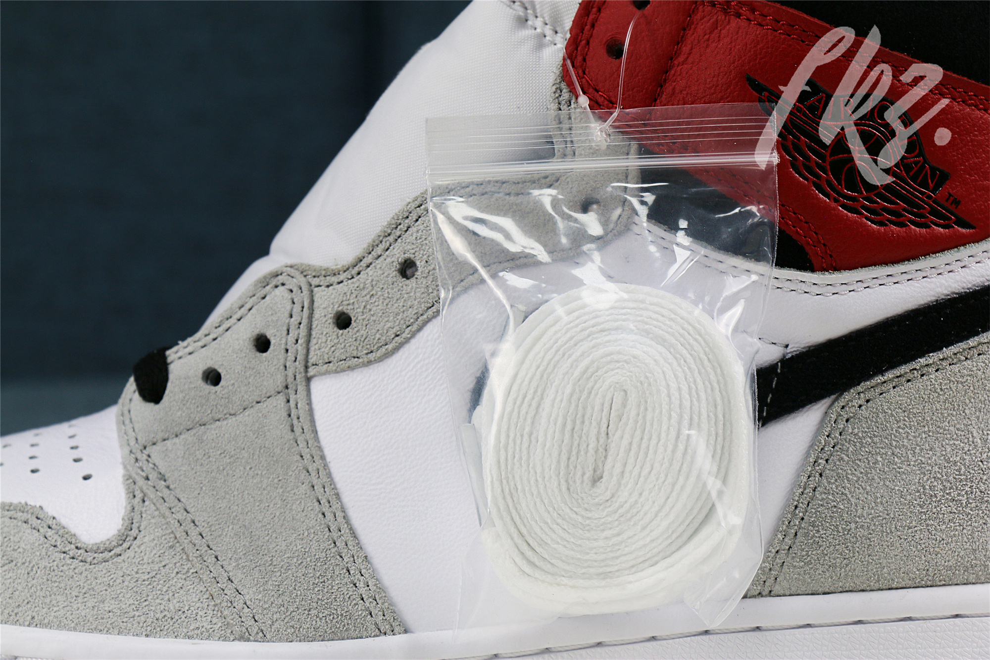 Air Jordan 1 Retro Smoke Grey(GS)