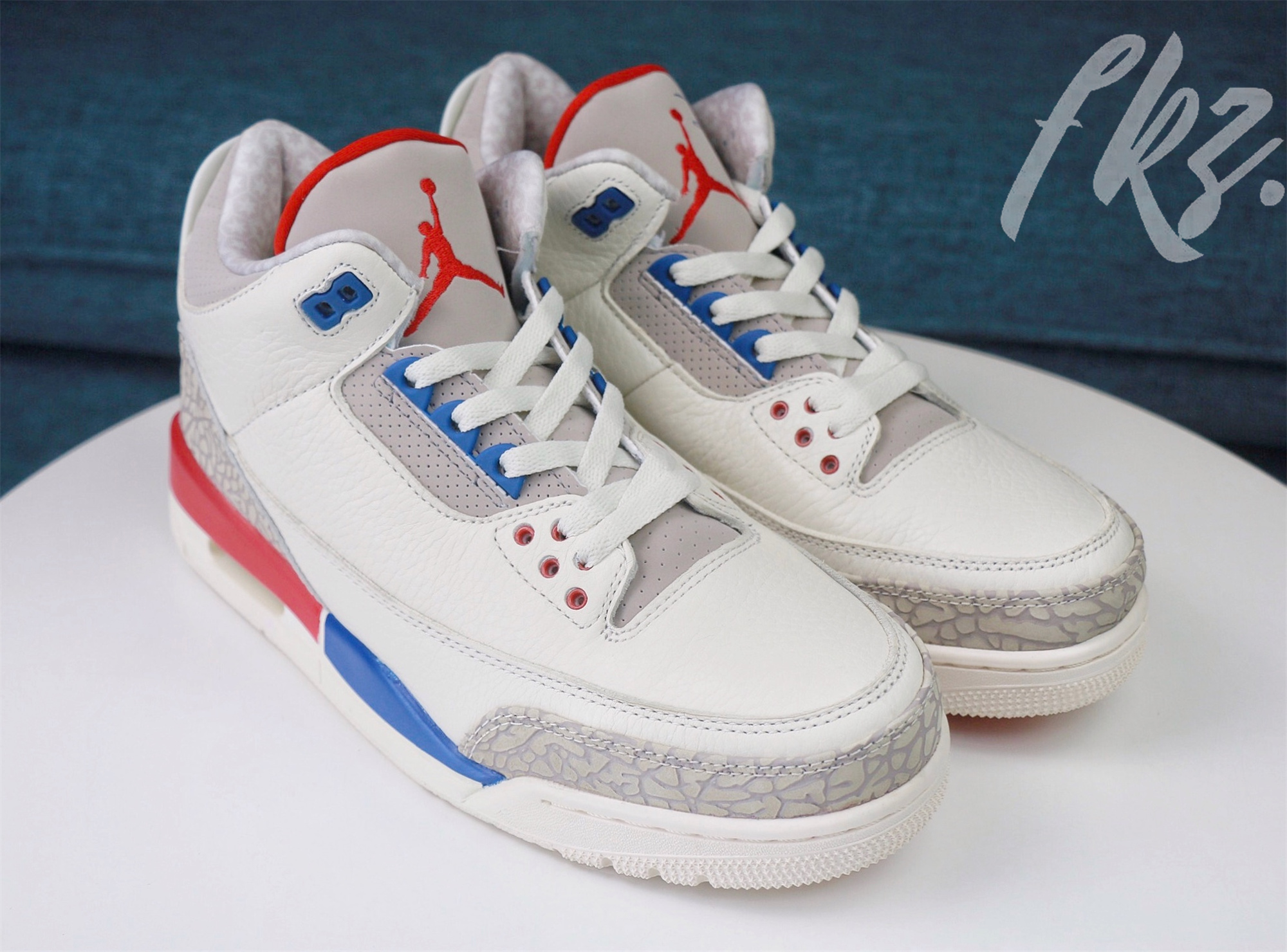 Air Jordan 3 International Flight 2018
