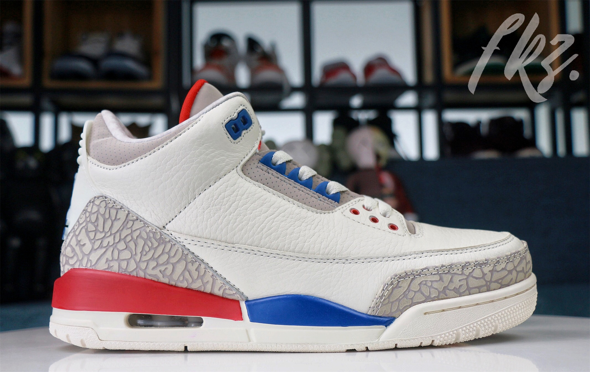 Air Jordan 3 International Flight 2018