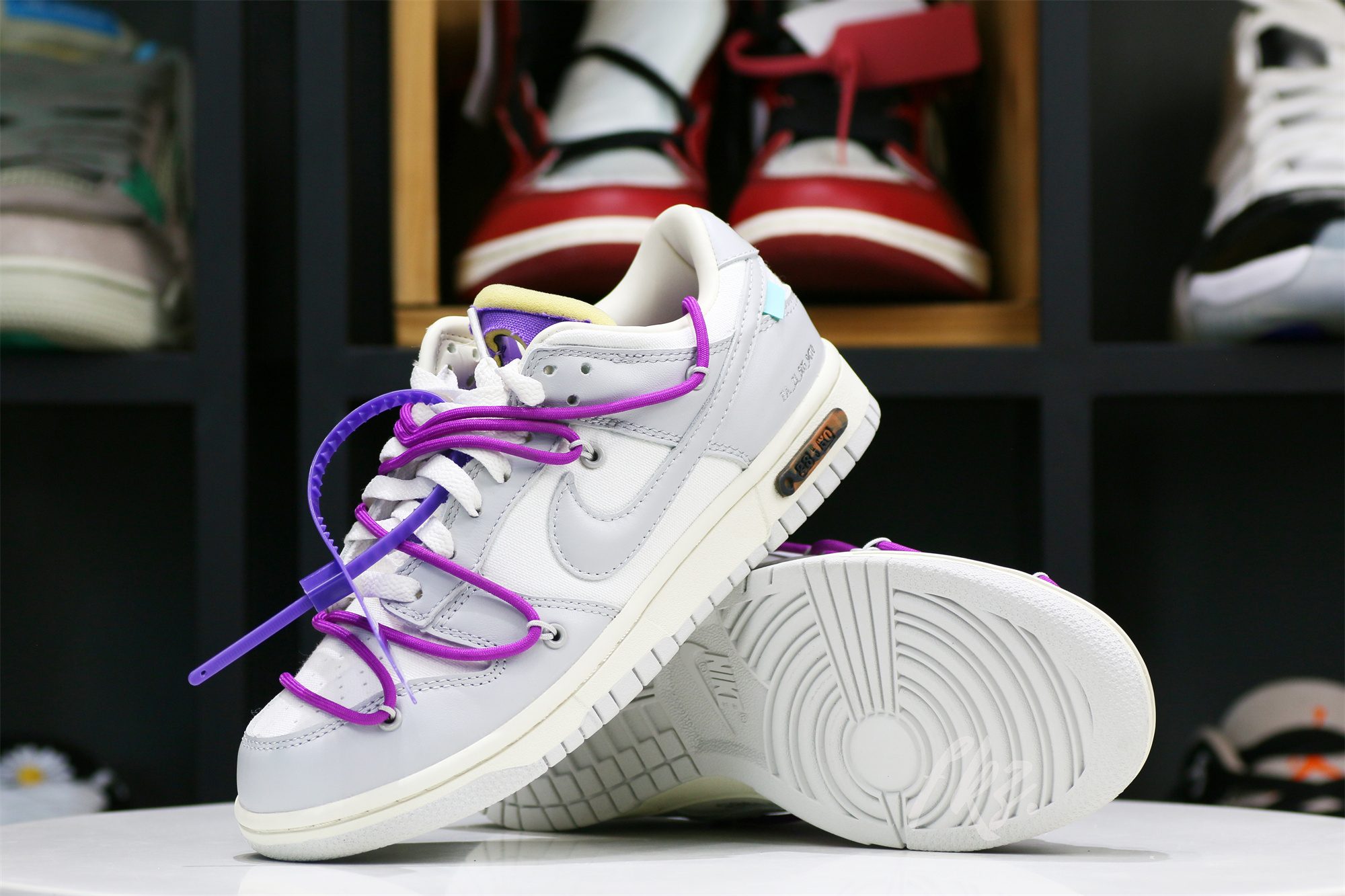 Nike Dunk Low Off-White Lot 28