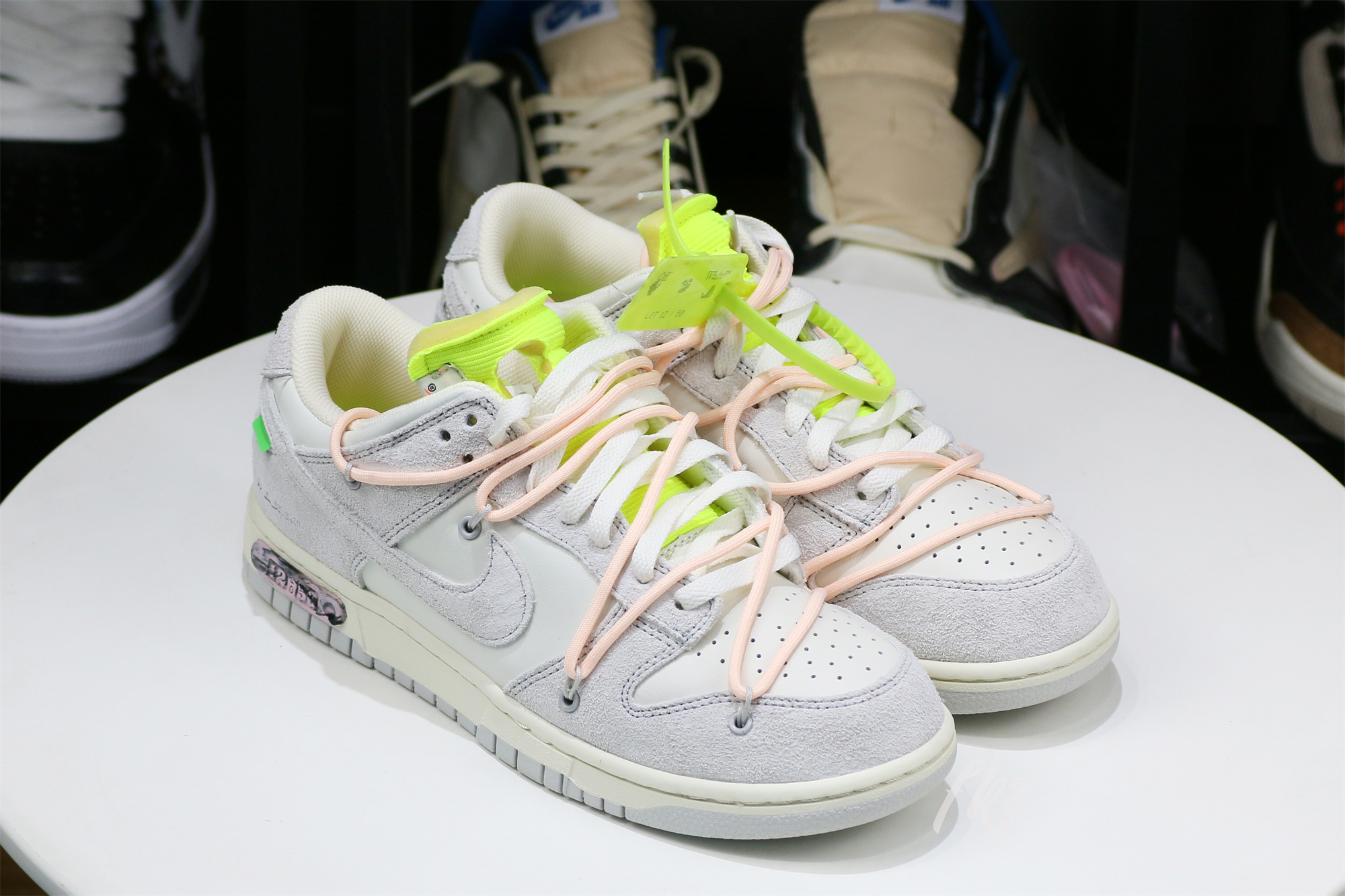 Nike Dunk Low Off-White Lot 12