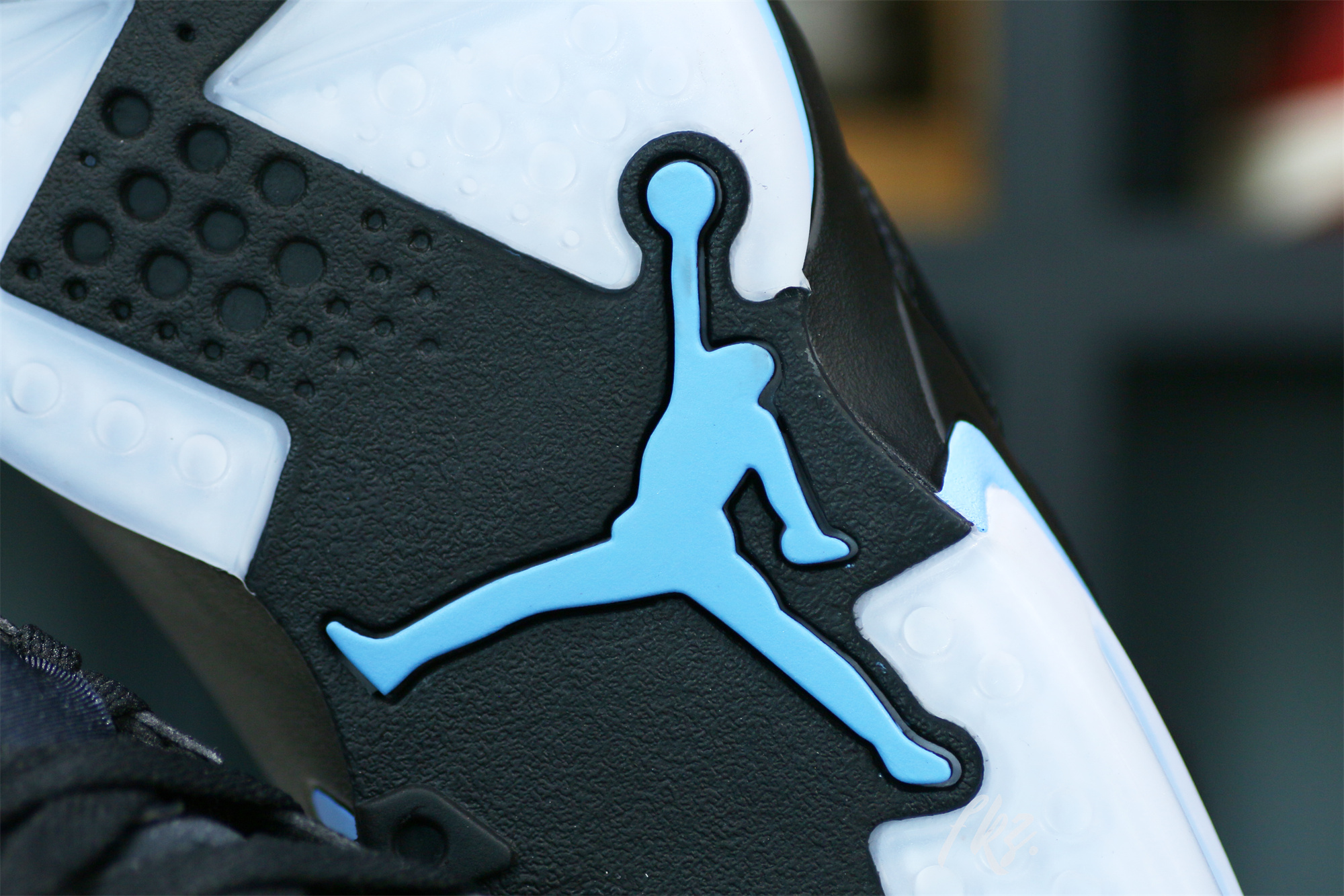 Air Jordan 6 Retro Black UNC 2017