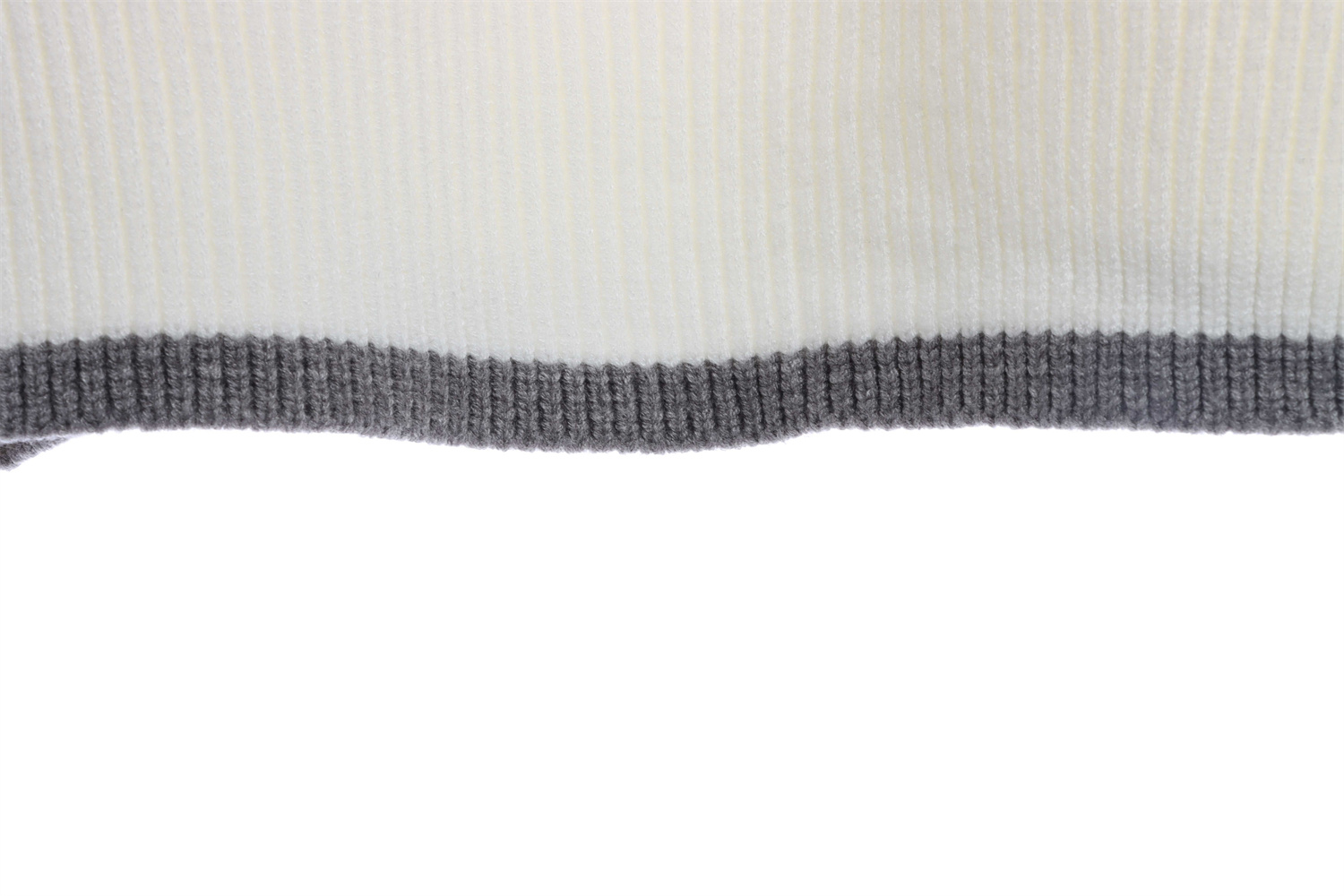 ThomBrowne New Season 22Ss Four-Stripe Pullover Long Sleeve Crewneck Sweater