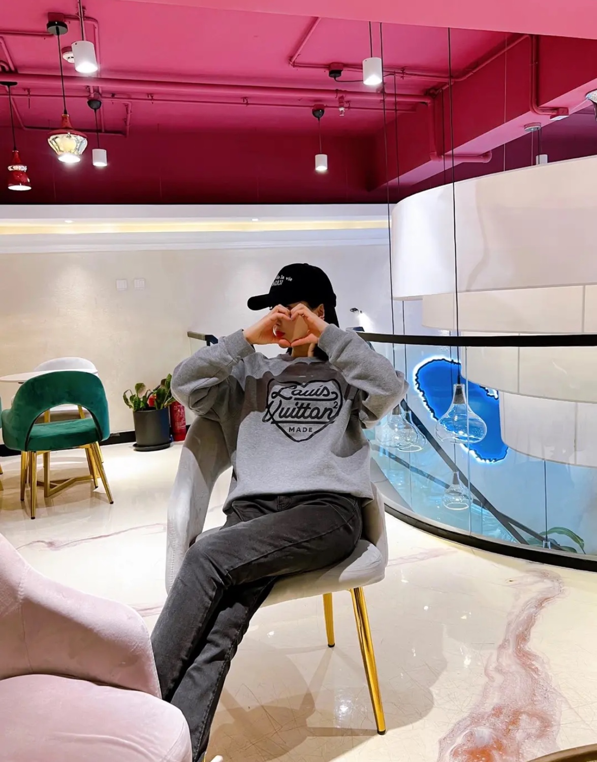 L× Nigo 2022ss co-branded version 2.0 love foam print round neck sweater