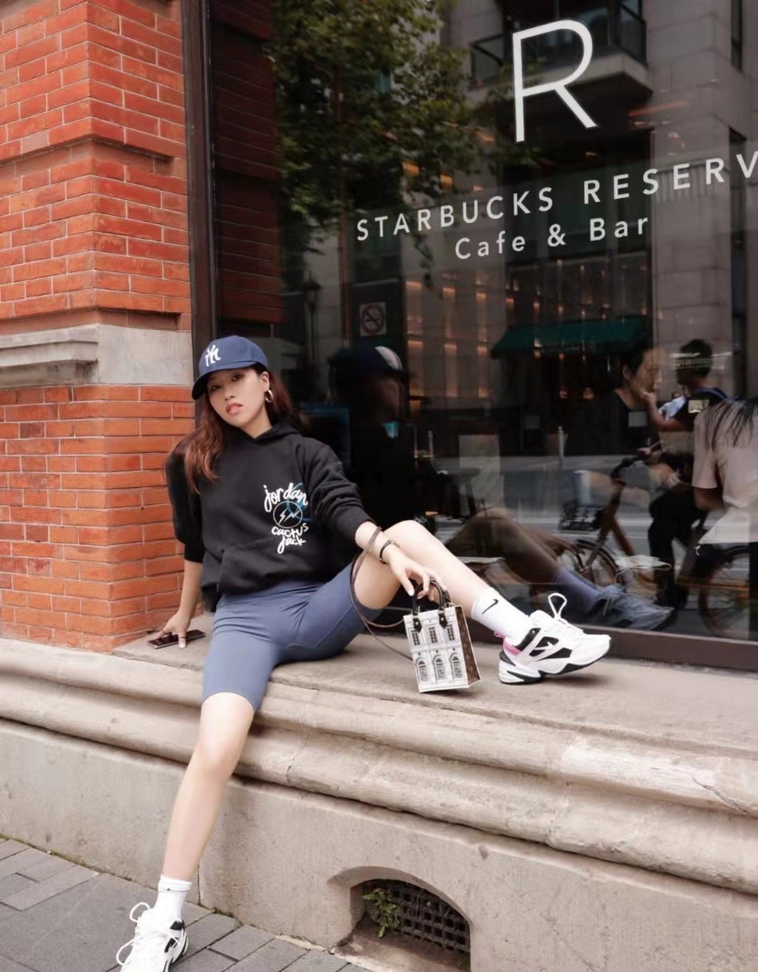 AJ x Travis ScottxFragment Design Triple Joint AJ Portrait Lightning ⚡️Logo Print Hoodie