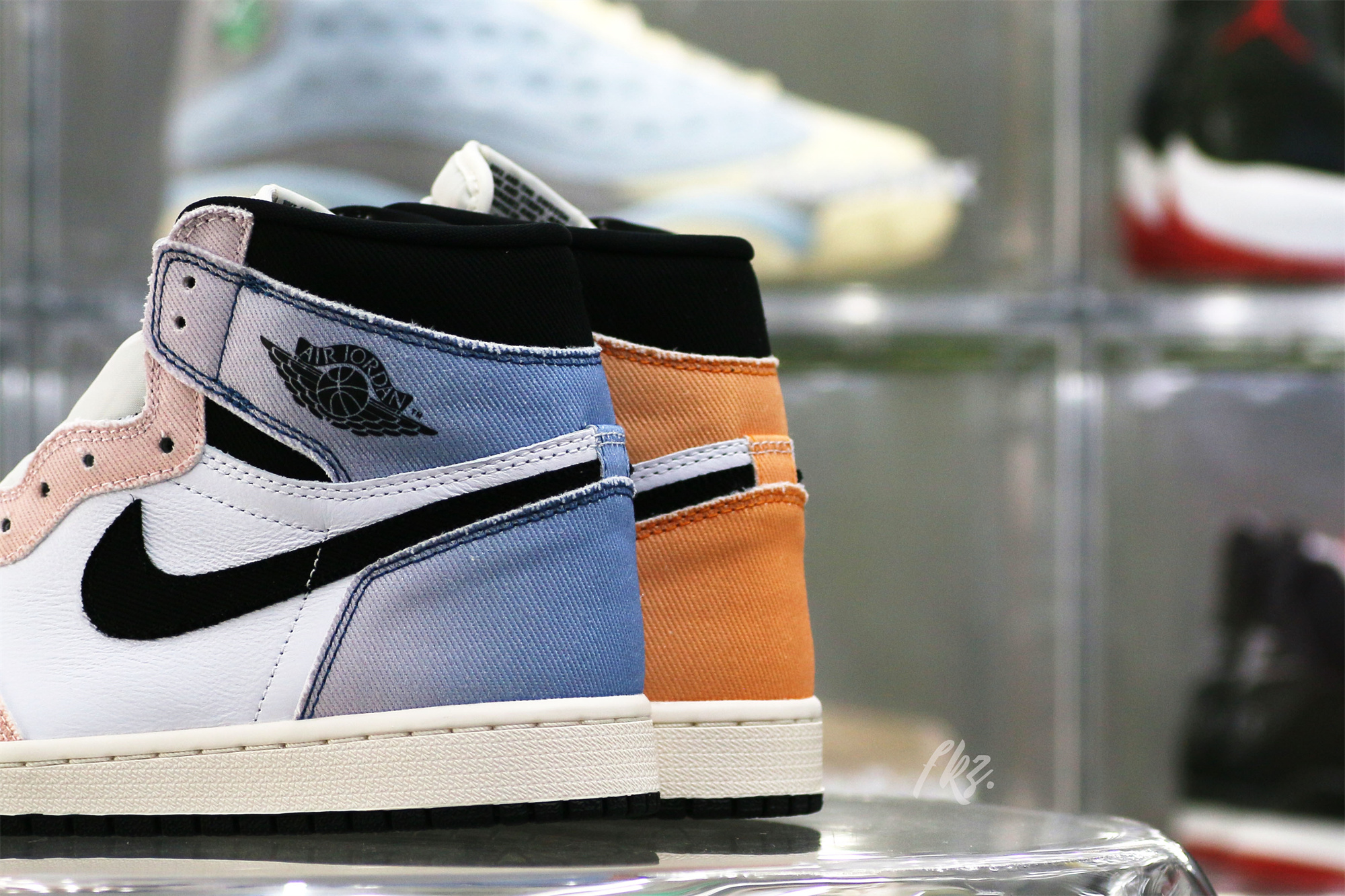 Air Jordan 1 Retro High OG Skyline