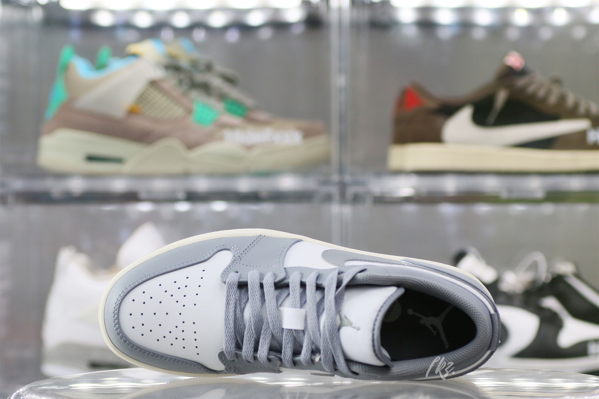 Air Jordan 1 Low White Wolf Grey 2021