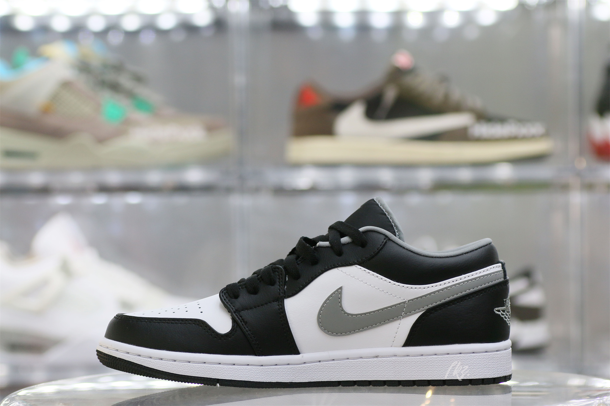 Air Jordan 1 Low Black White Grey