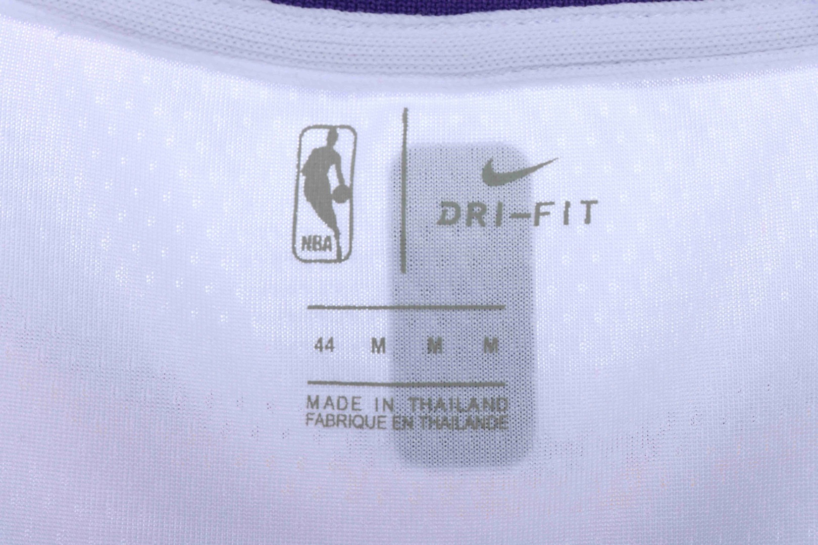 James Lakers home jersey No. 23