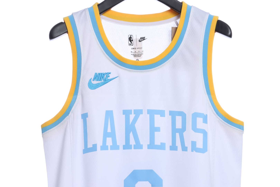 Lakers 23 season retro No. 6 jersey