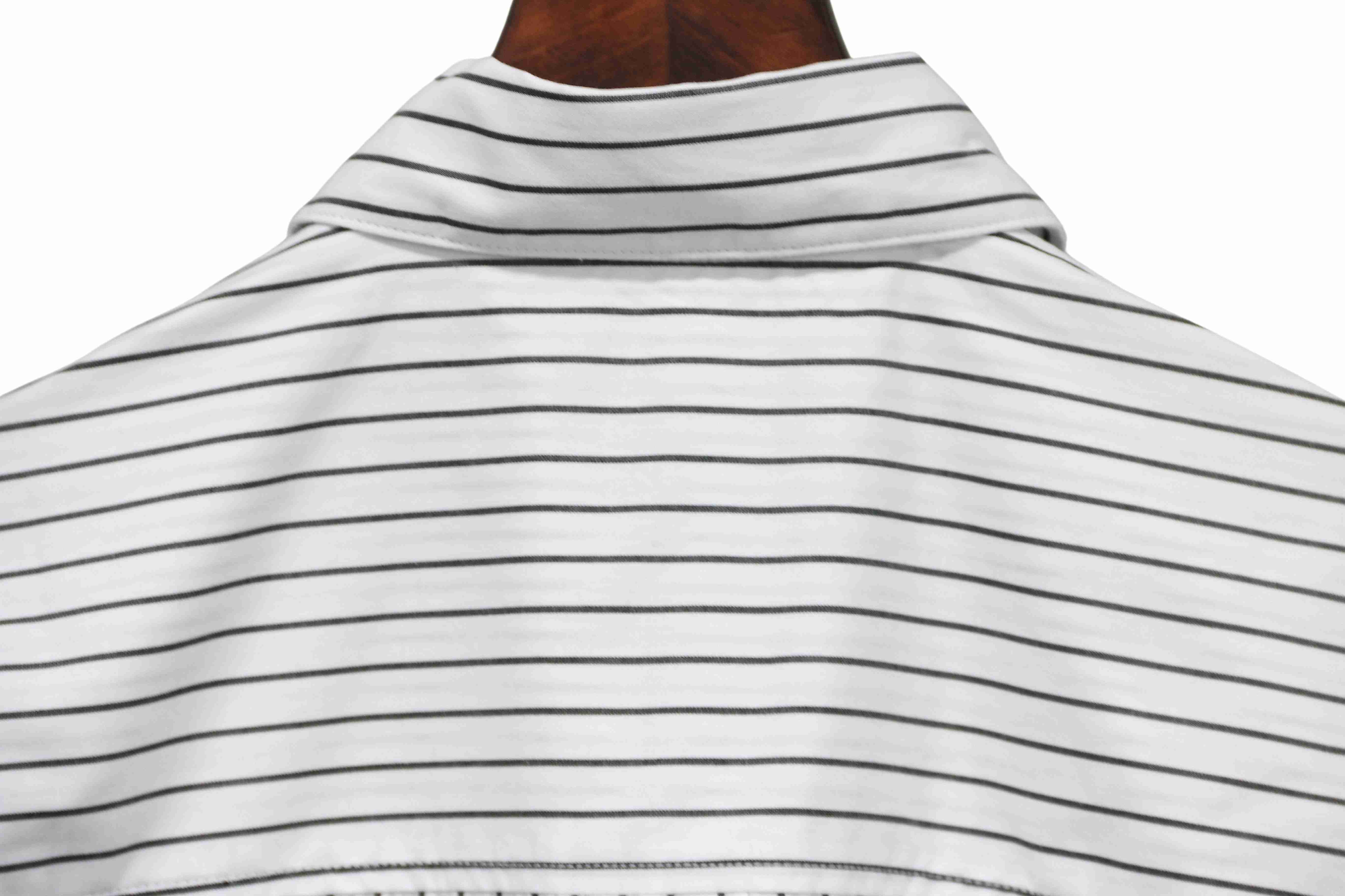 Mo&Co Joint Vertical Stripe Love Patch Shirt