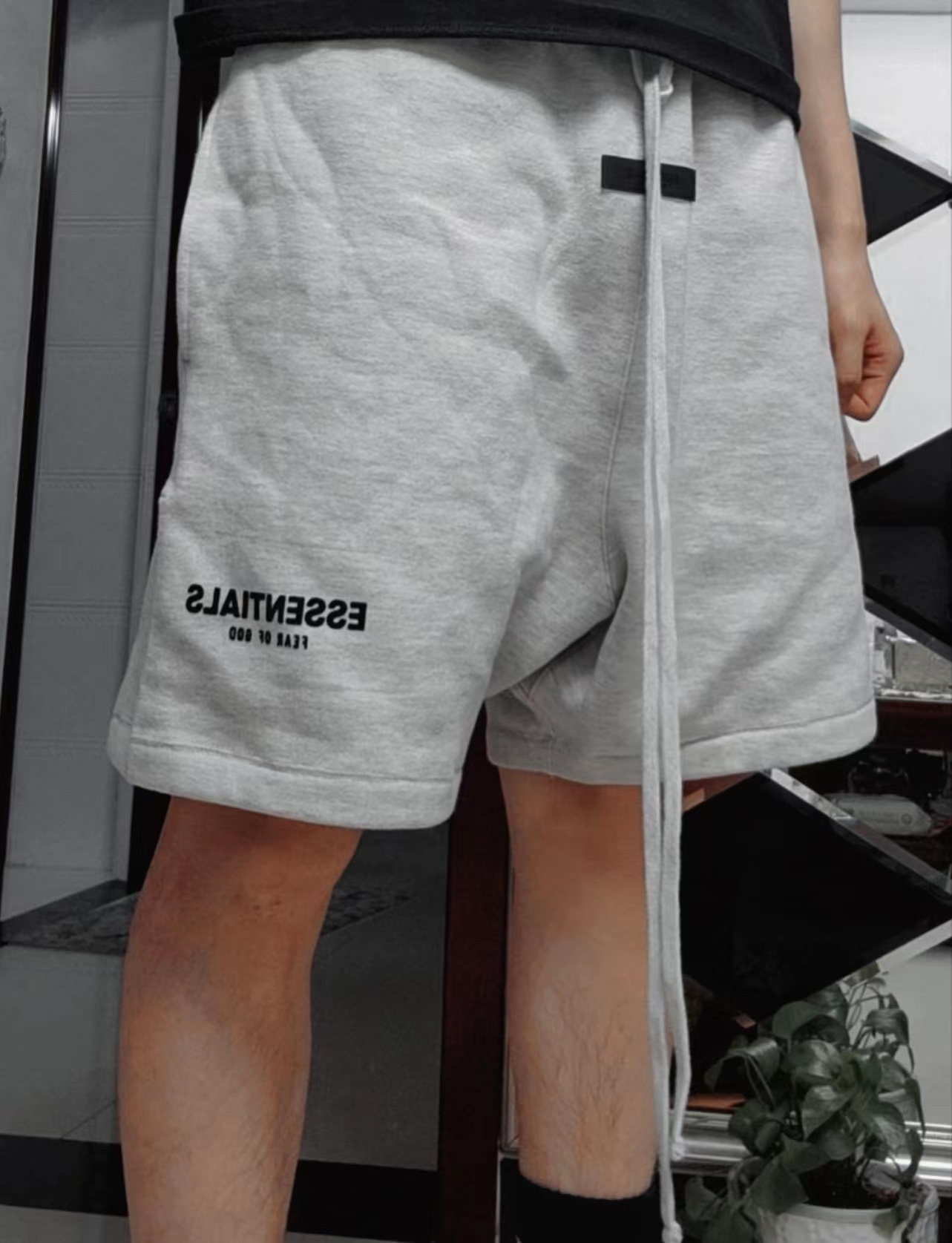 FOG Eighth Season Flocked Print Letter Shorts