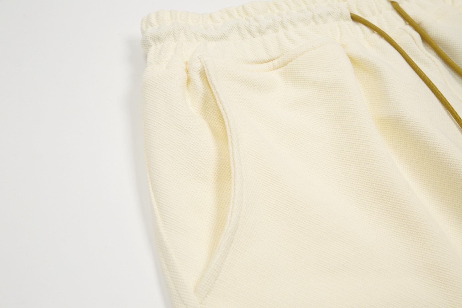 Rhud3 2023ss men’s and women’s classic pearl letter floral shorts