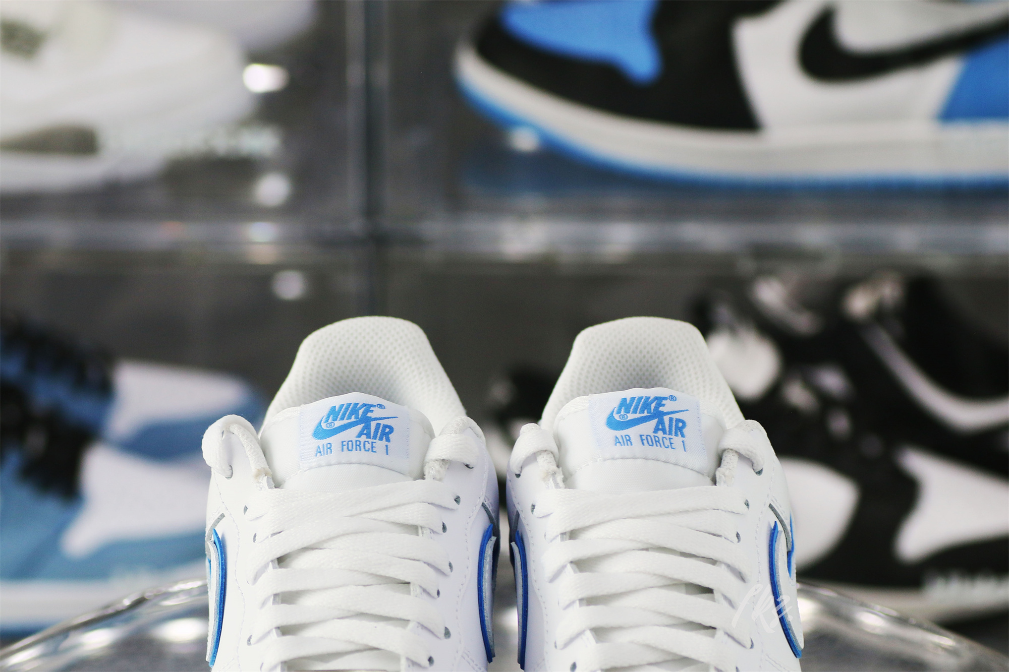 Nike Air Force 1 ’07 Low White University Blue Sole