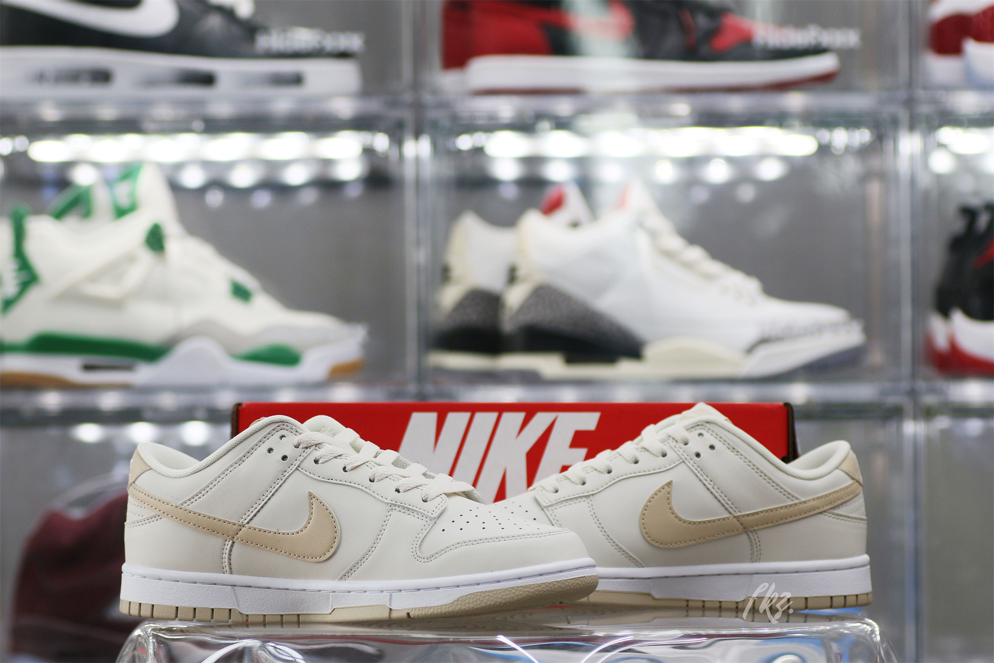 Nike Dunk Low Phantom Sanddrift