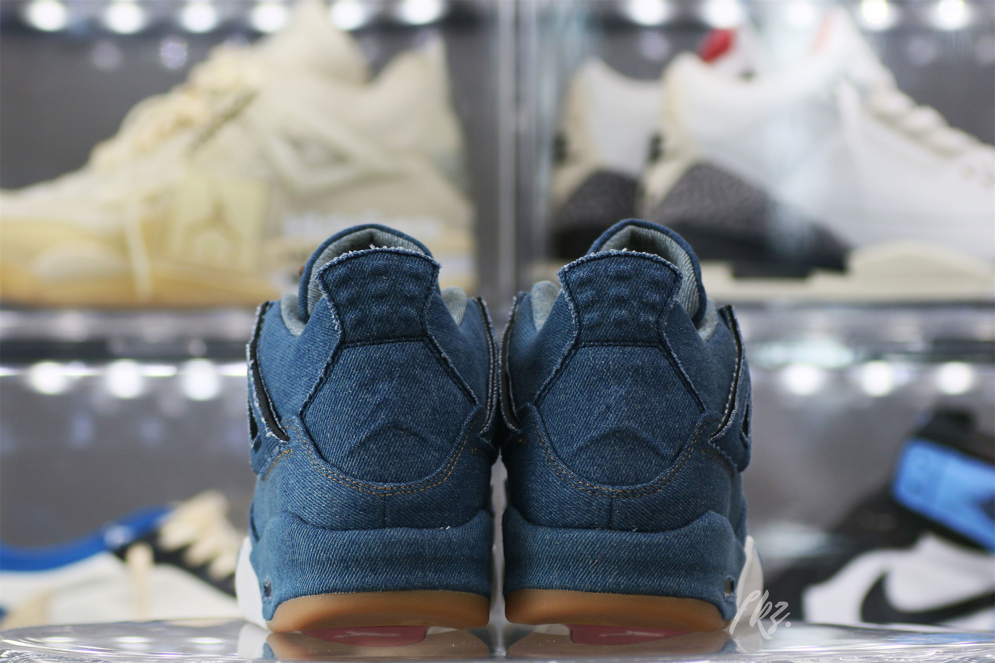 Air Jordan 4 Retro Levi’s Denim (Levi’s Tag)