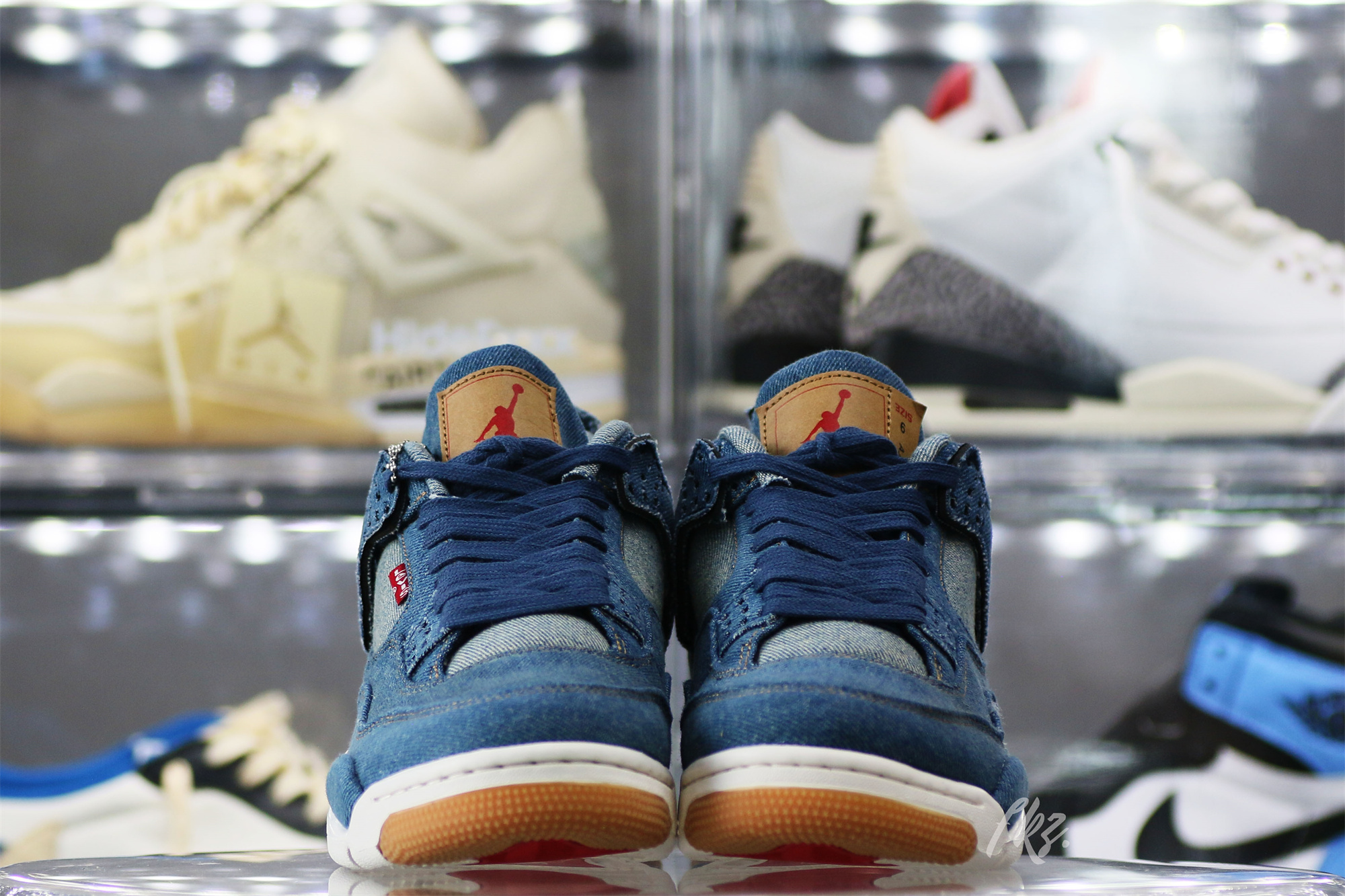 Air Jordan 4 Retro Levi’s Denim (Levi’s Tag)
