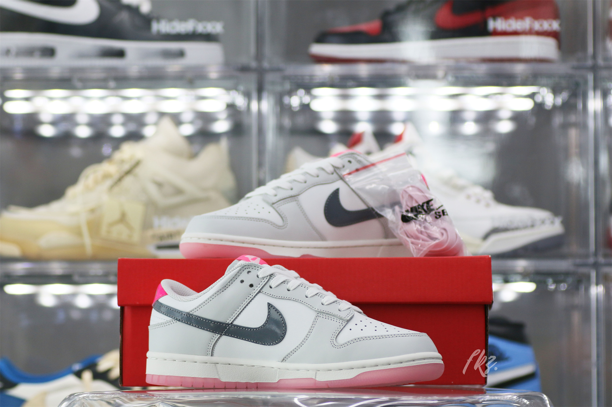 Nike Dunk Low 520 Pack Pink