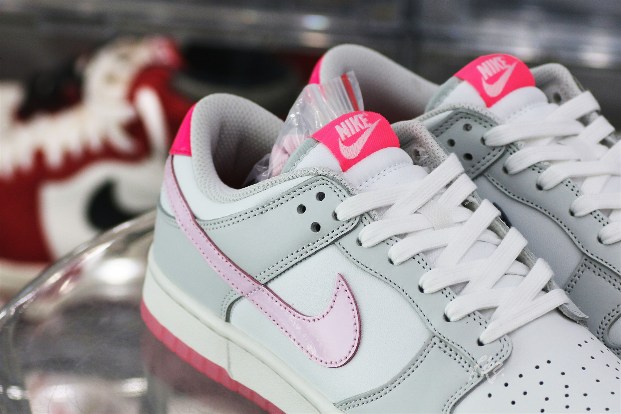 Nike Dunk Low 520 Pack Pink