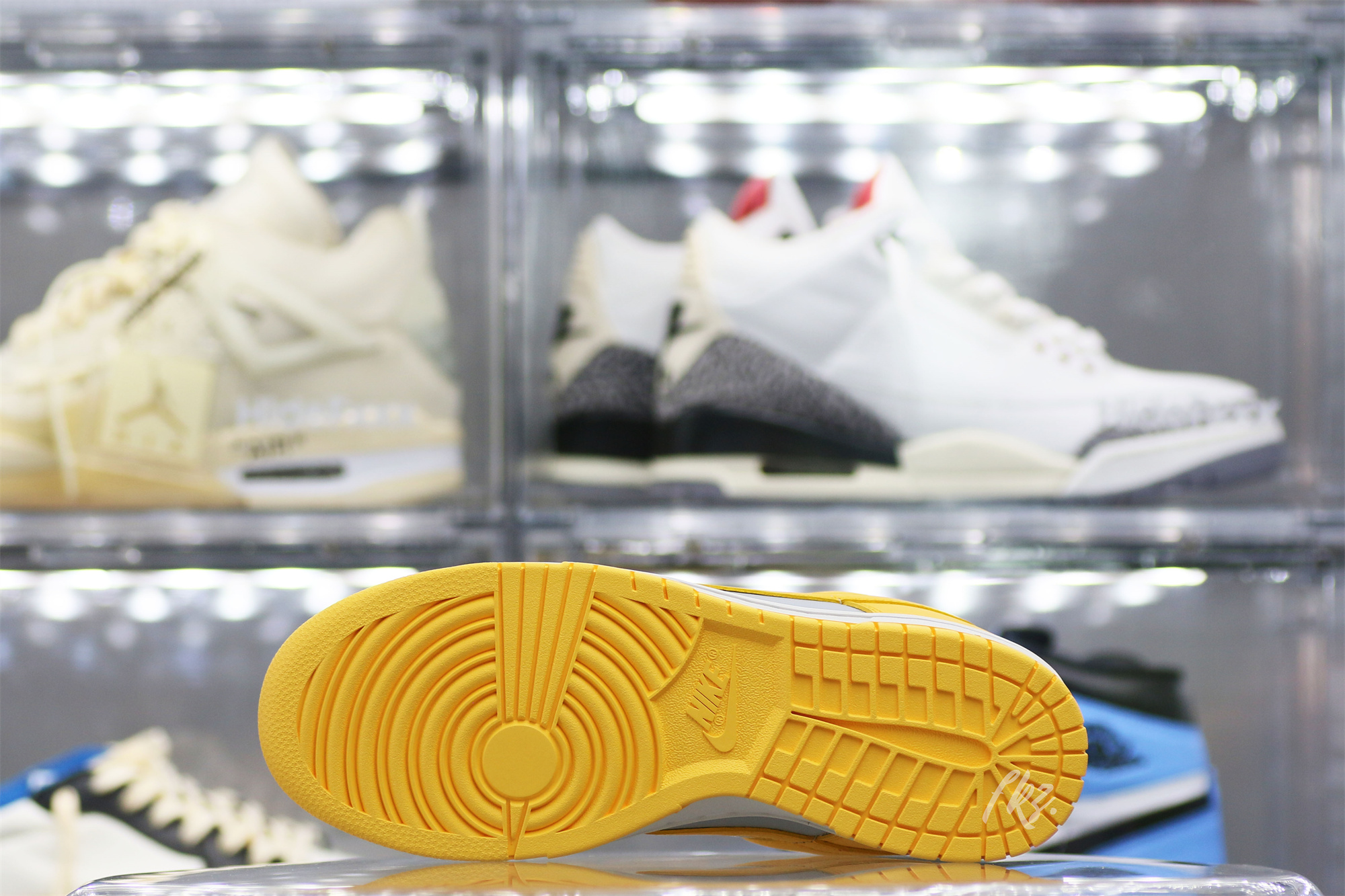 Nike Dunk Low Citron Pulse (Women’s)