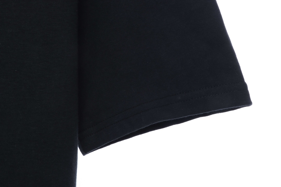 Essentials 1977 series flocking short sleeves