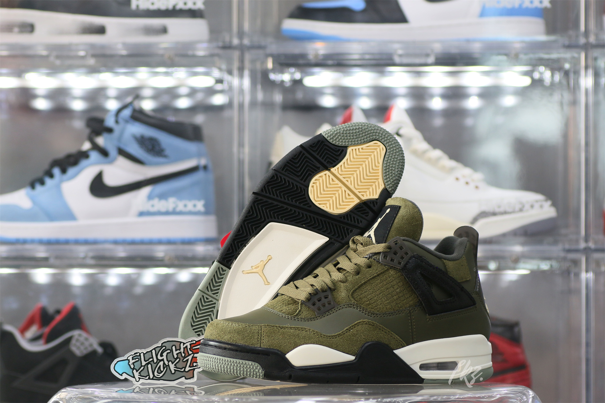 Air Jordan 4 Retro SE Craft Medium Olive (LN5 A1)
