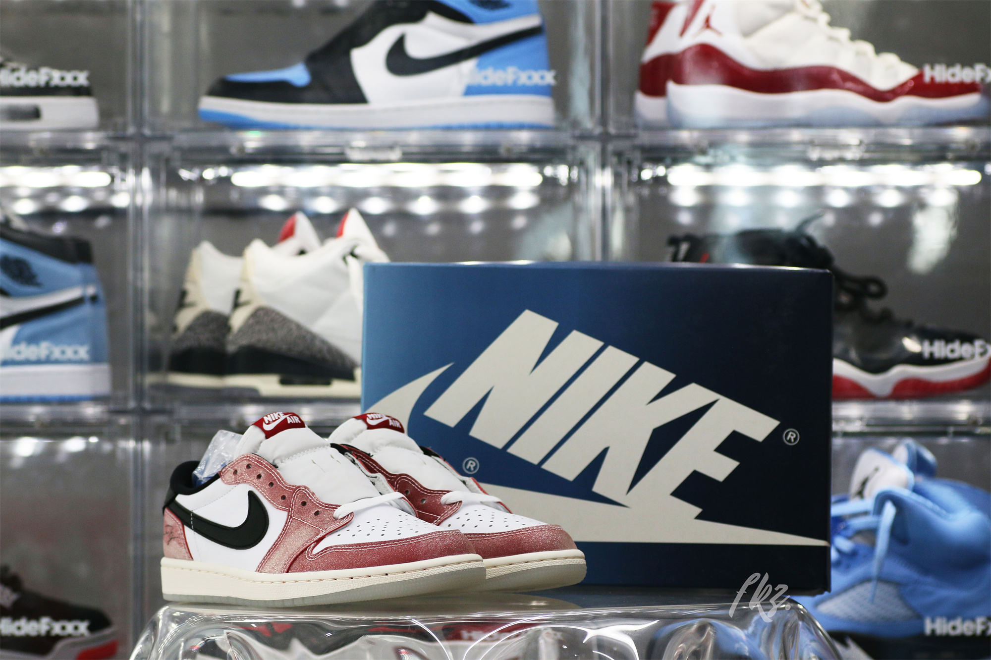 Trophy Room x Air Jordan 1 OG Low 2023