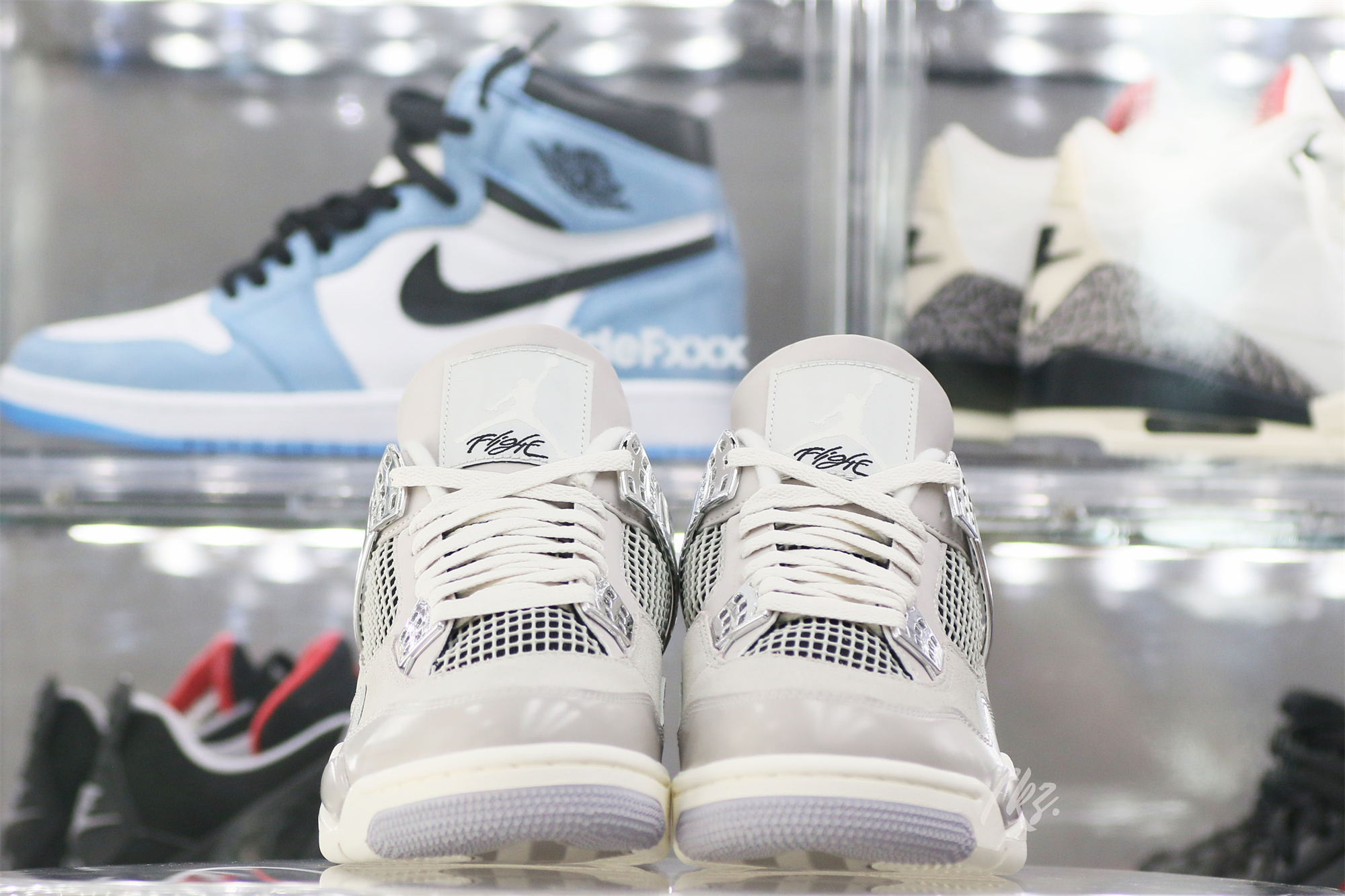 Air Jordan 4 “Frozen Moments”