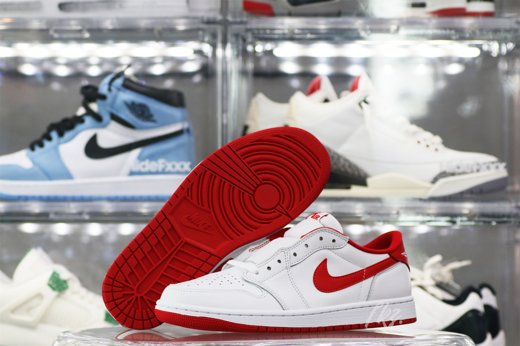 Air Jordan 1 Low University Red